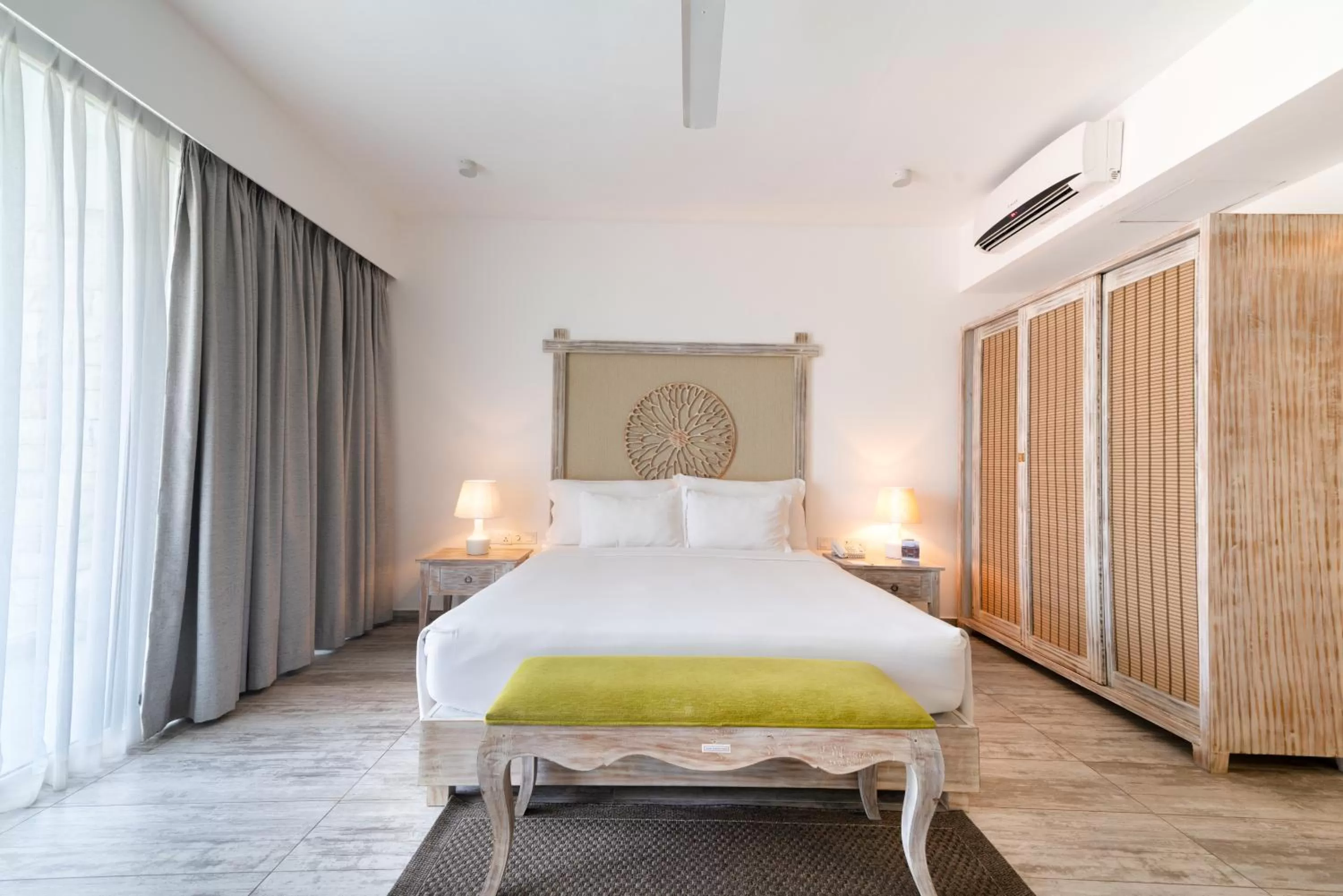 Bedroom, Bed in Triple O Six