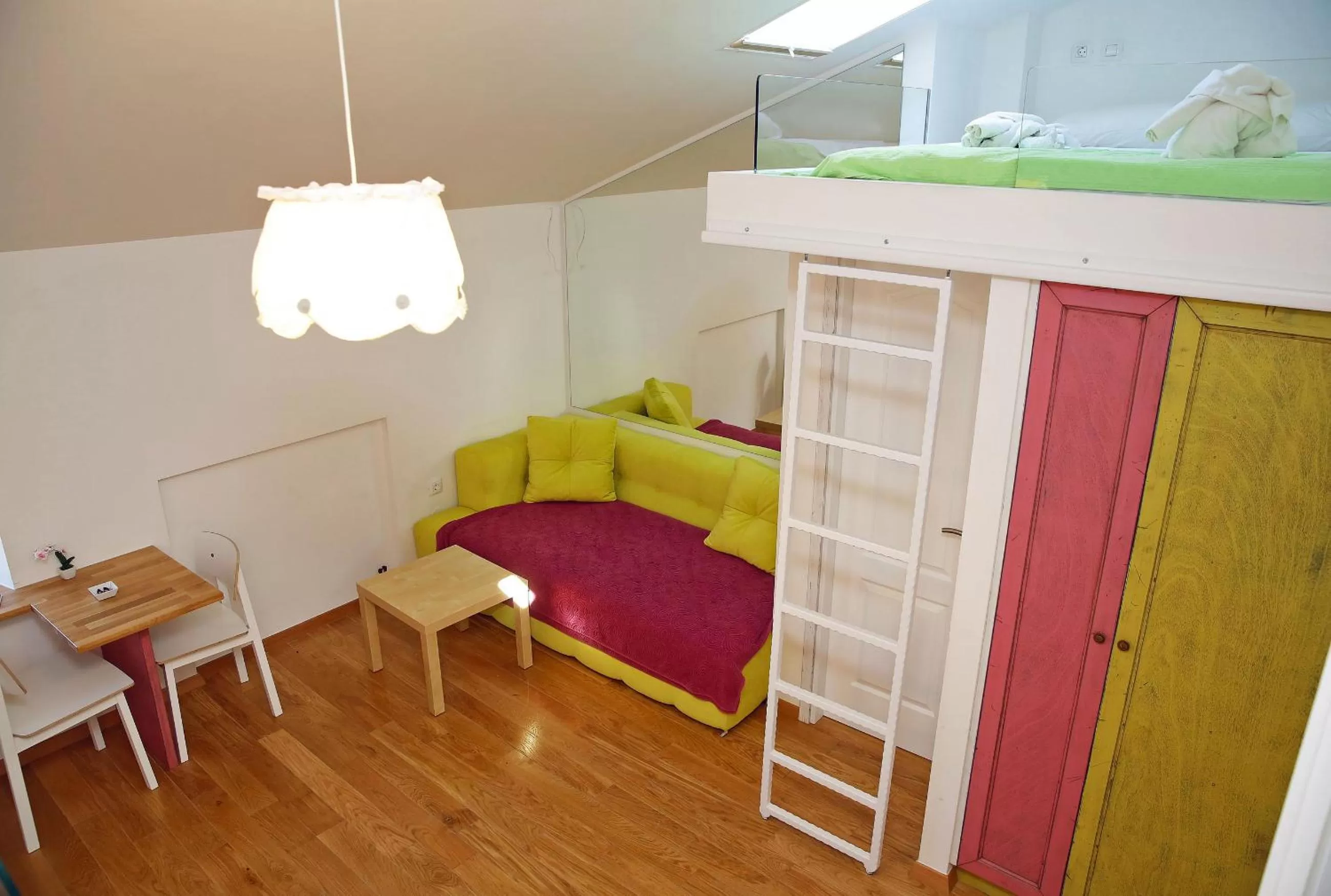 Bed in Central Apartments Integrated Hotel