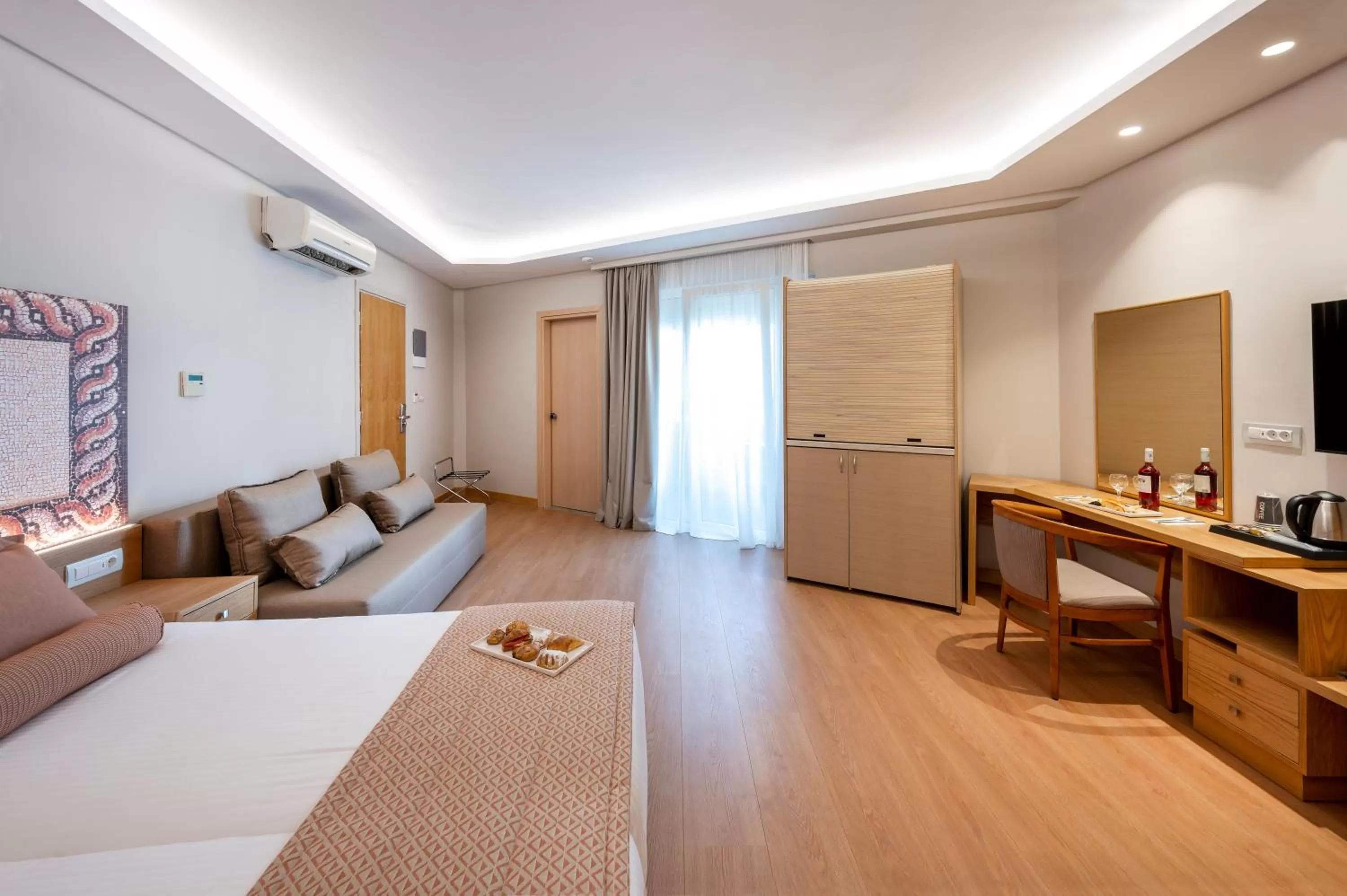 Kitchen or kitchenette, Bed in Maritina Hotel