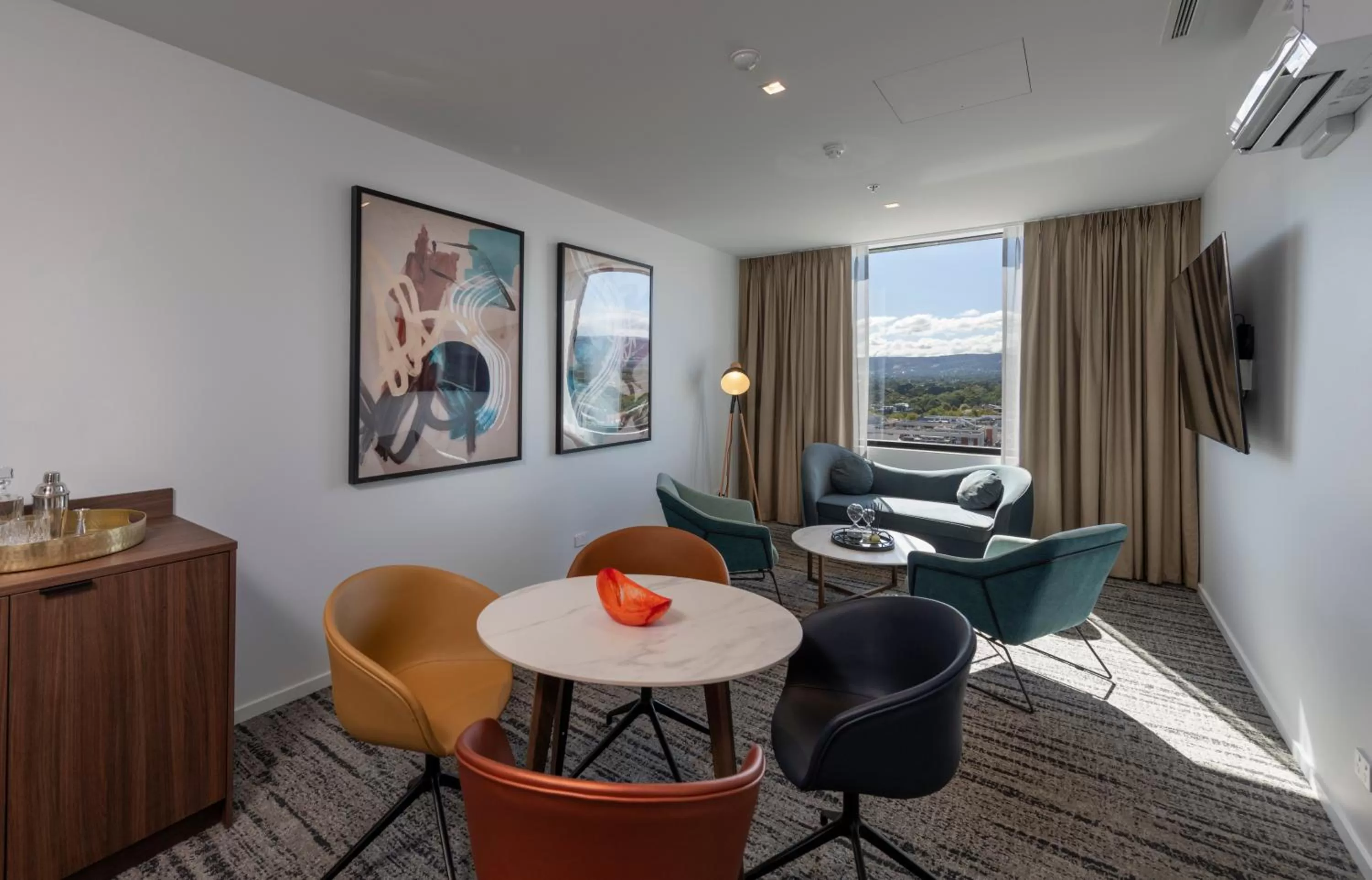 Living room in TRYP Adelaide by Wyndham