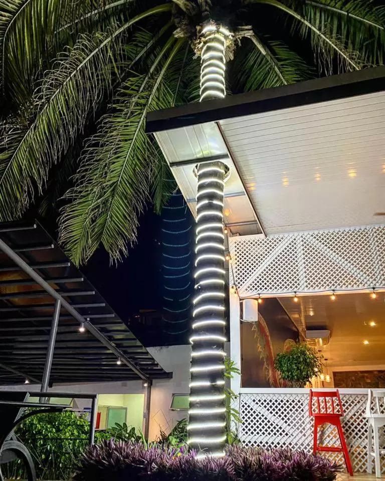 Patio in Hotel PZ Country Club & Conference Center