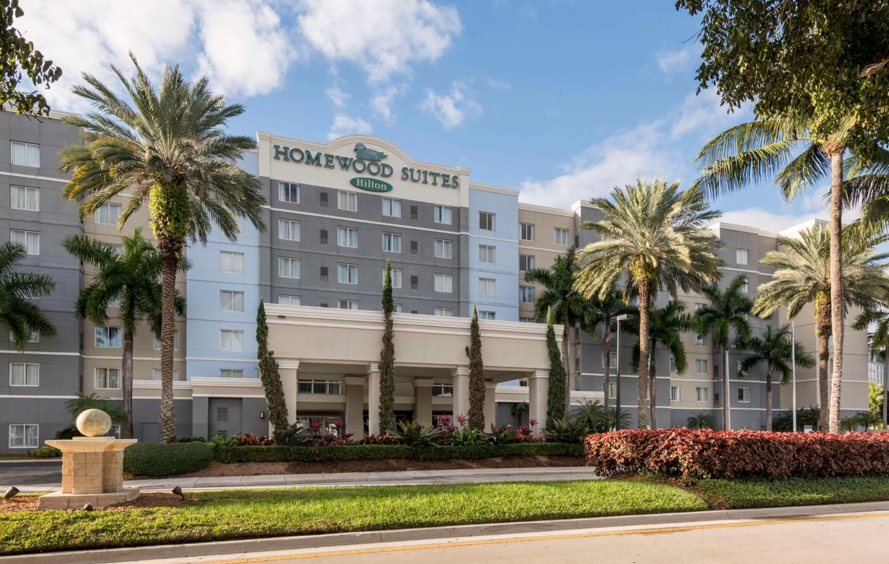 Homewood Suites Miami Airport/Blue Lagoon
