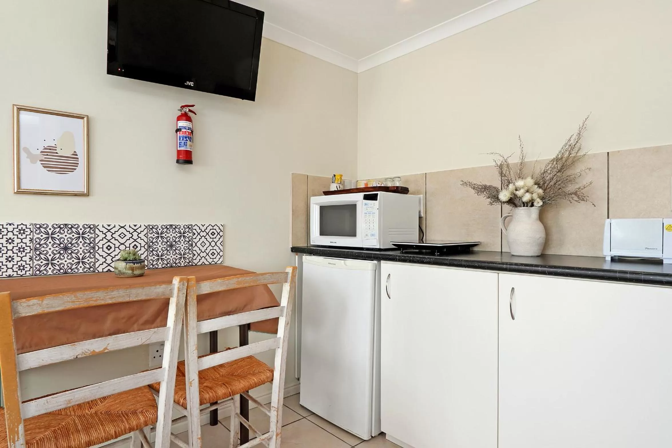 TV and multimedia in The Bohemian Guesthouse