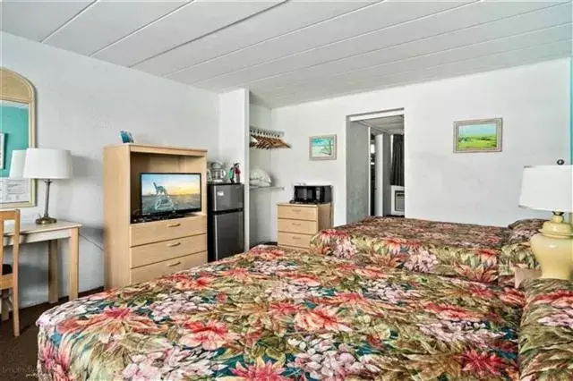 Standard Room with Two Double Beds in Cara Mara Resort Standard Room with Two Double Beds in Cara Mara Resort