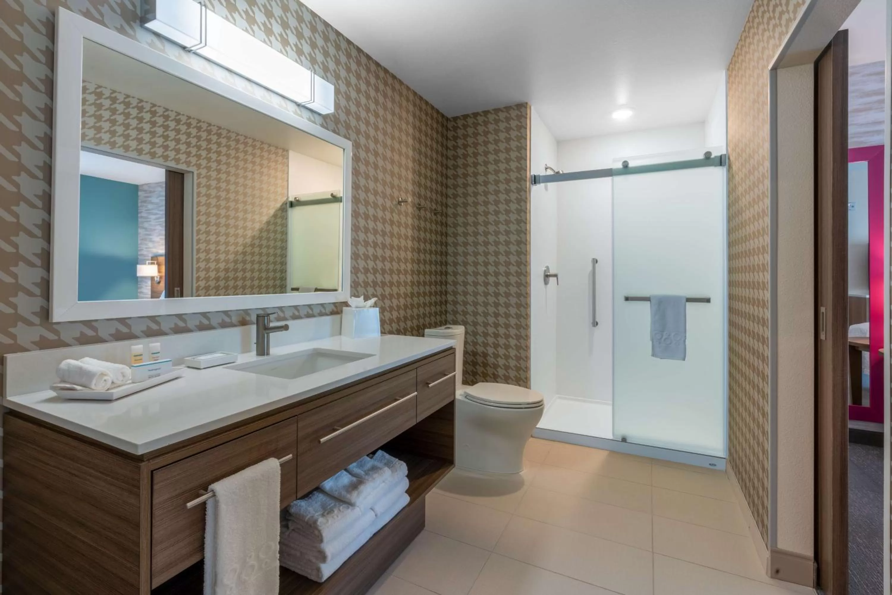 King Suite - Hearing Accessible/Non-Smoking in Home2 Suites By Hilton Pocatello, Id