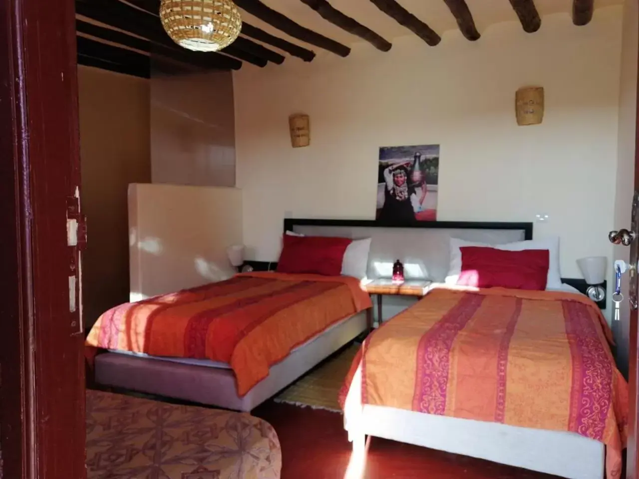 Twin Room with Pool View in Riad Darga Rouge Twin Room with Pool View in Riad Darga Rouge