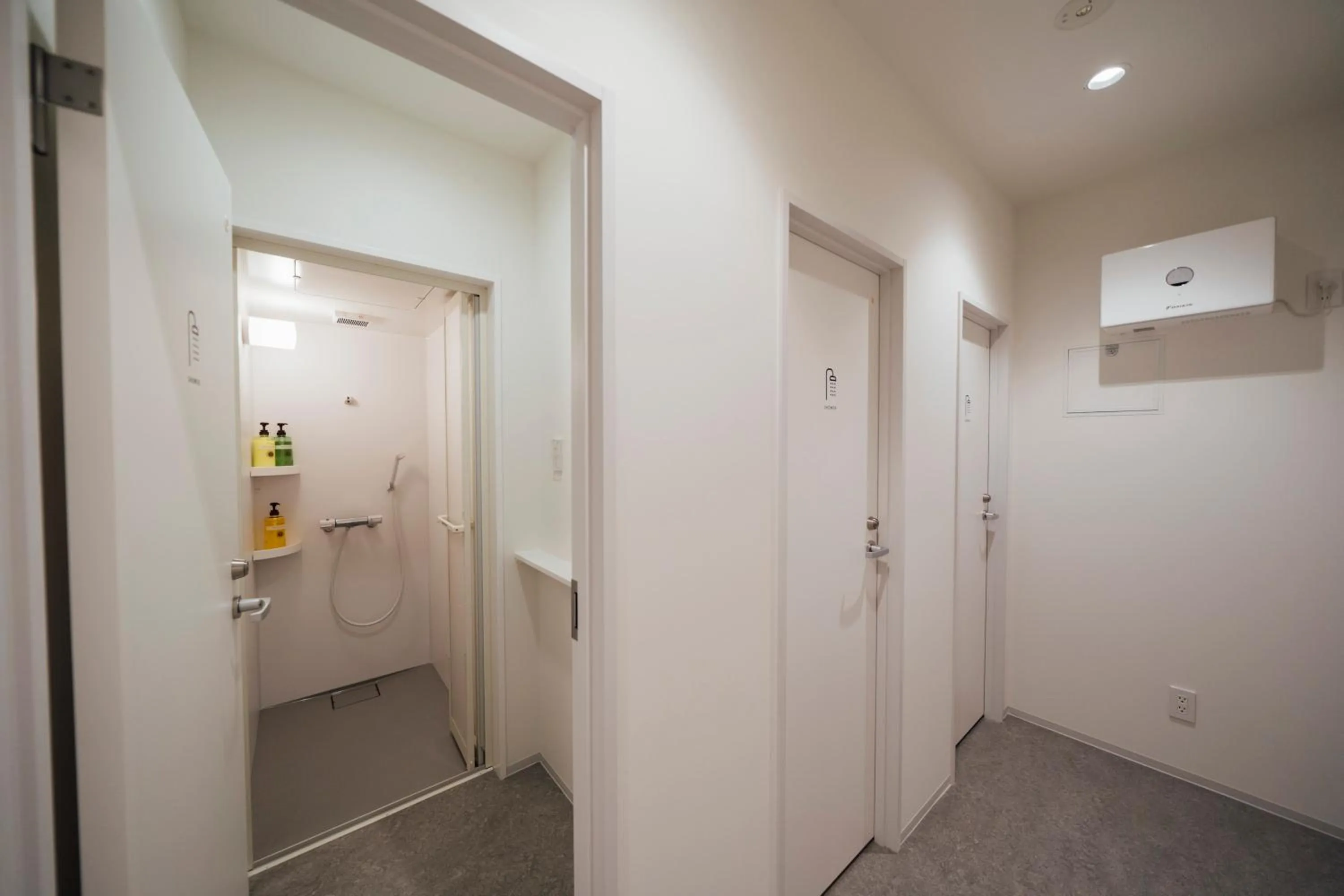 Shower in WeBase Hiroshima