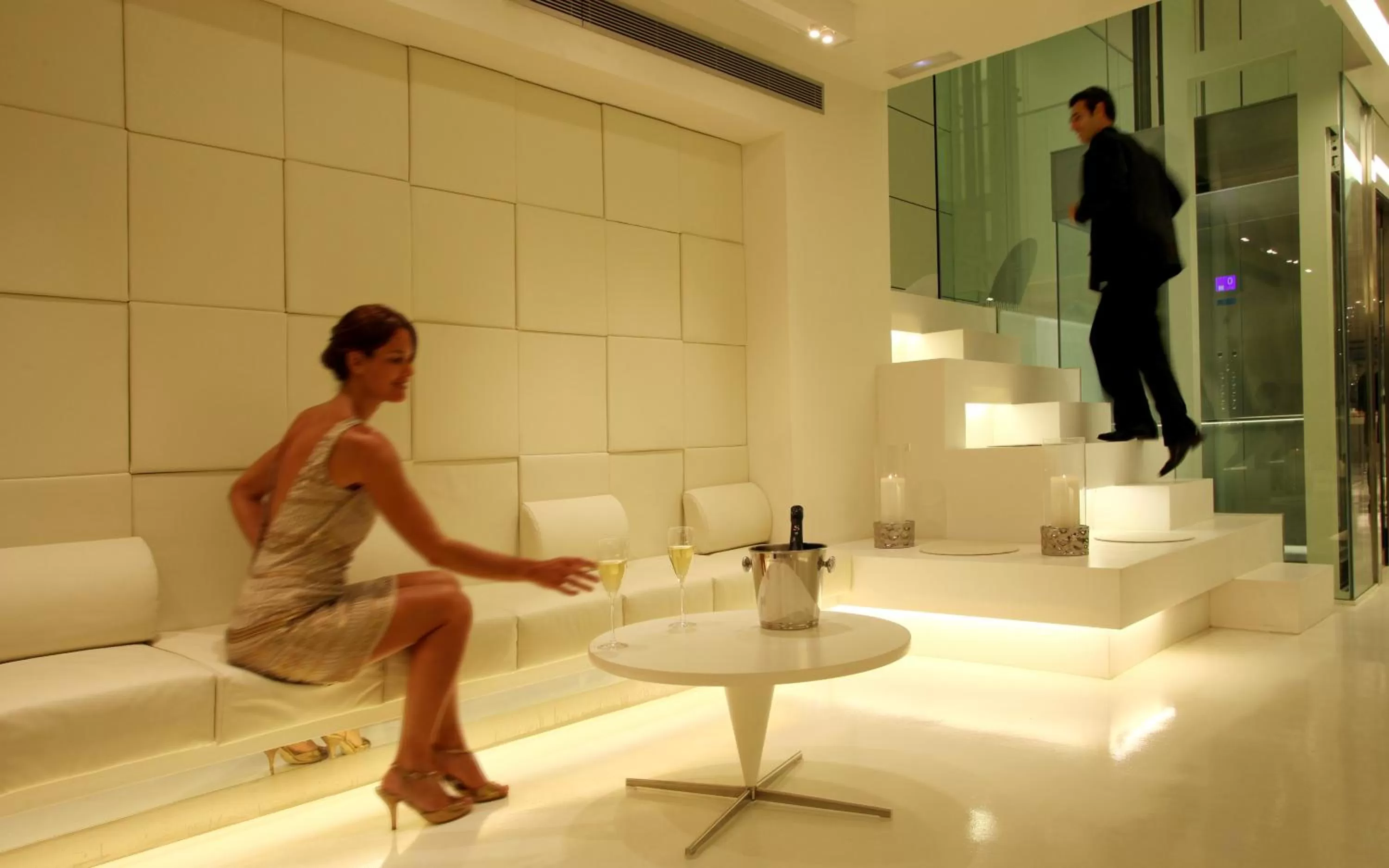 People in The Mirror Barcelona - Adults Only