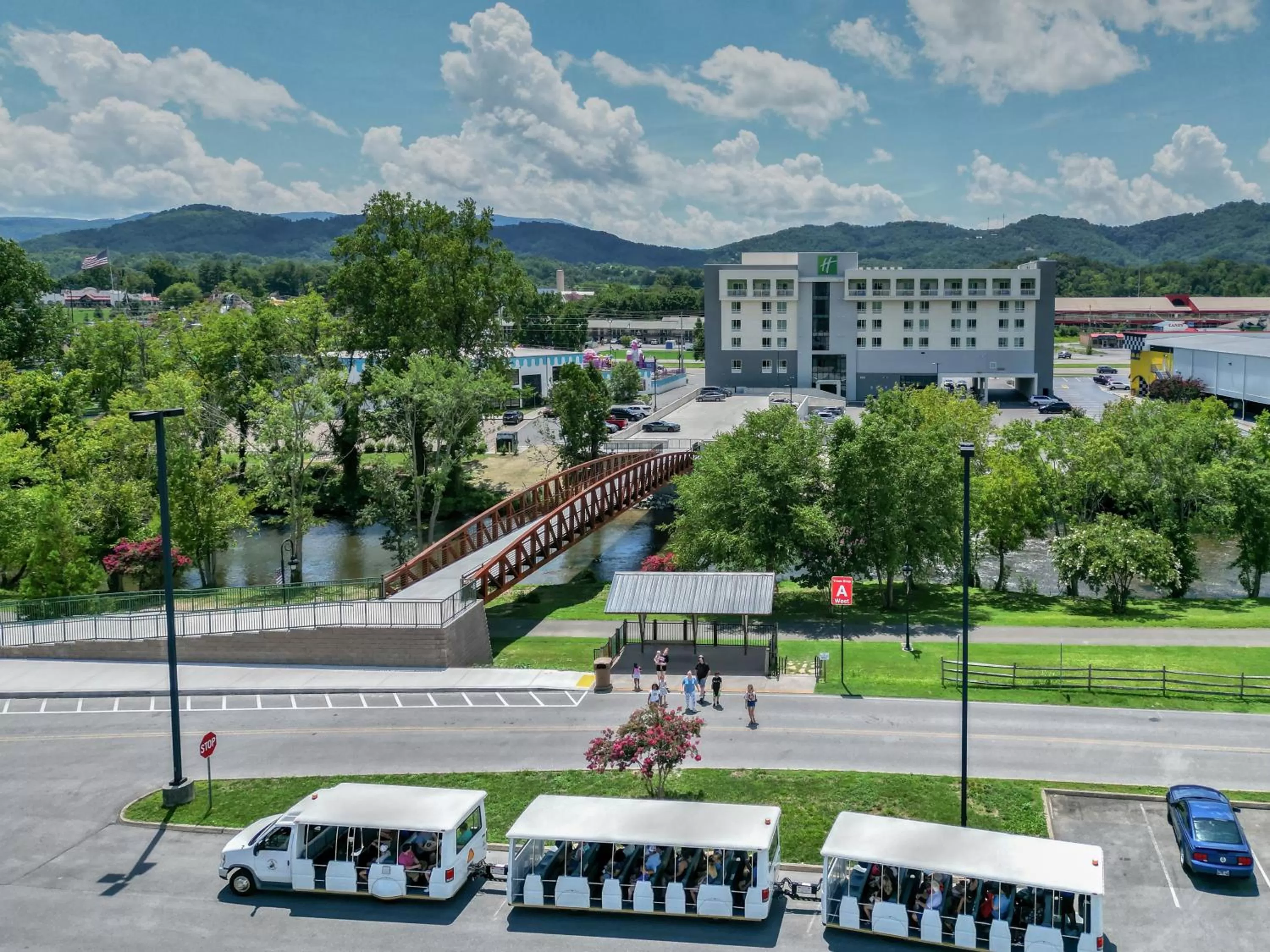 Nearby landmark in Holiday Inn & Suites Pigeon Forge Convention Center by IHG
