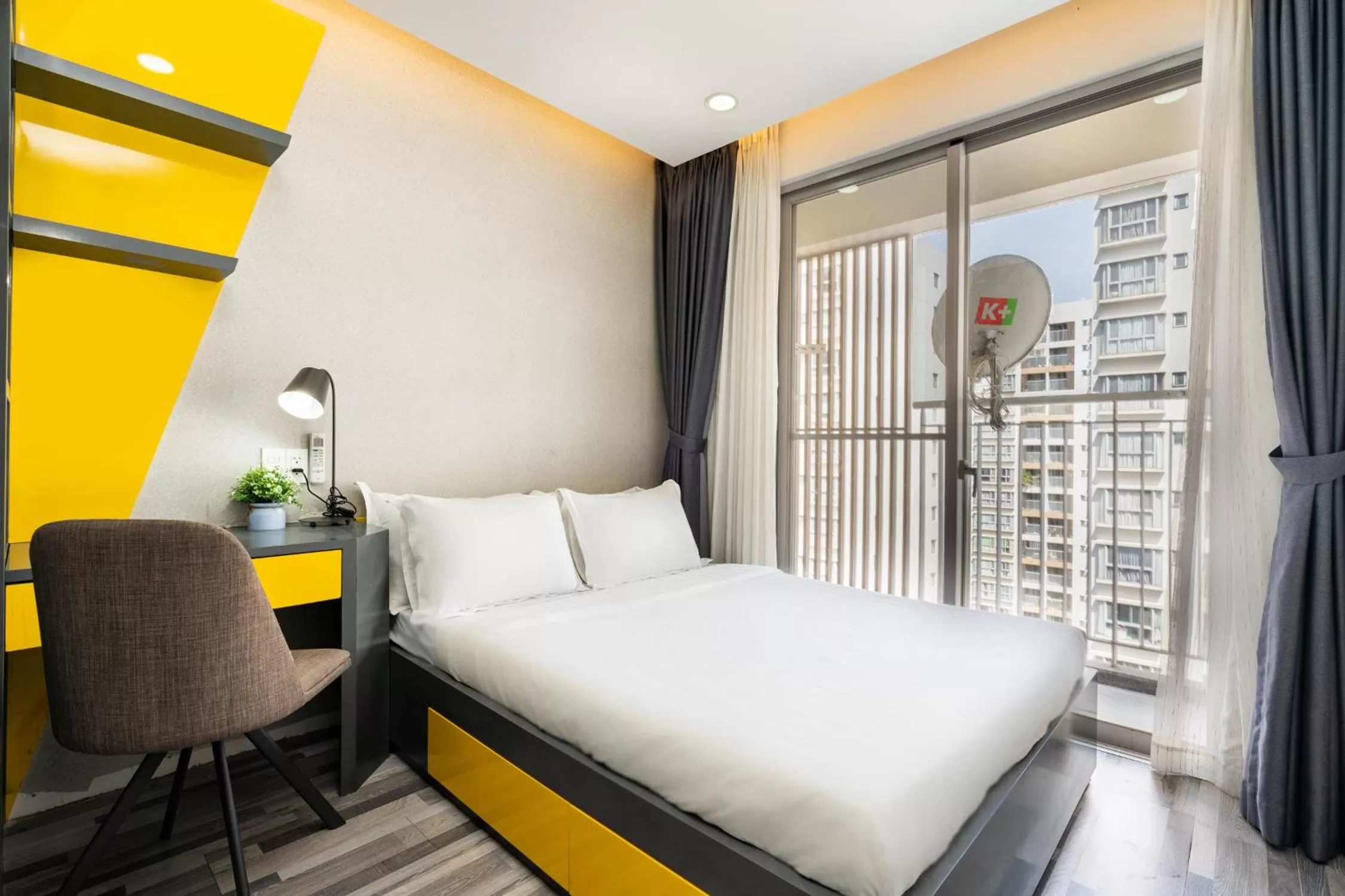 Bedroom, Bed in Convinia Apartment