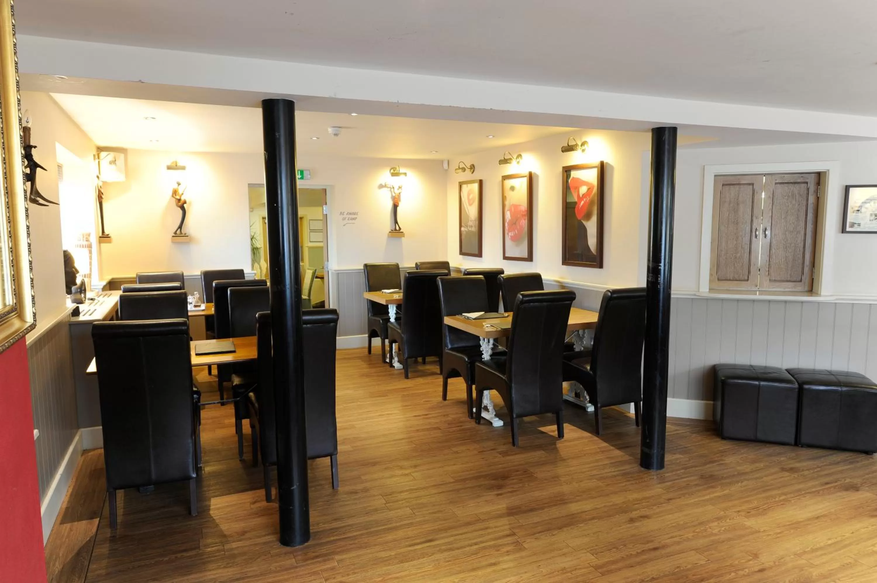 Restaurant/places to eat in The Elm Tree Inn