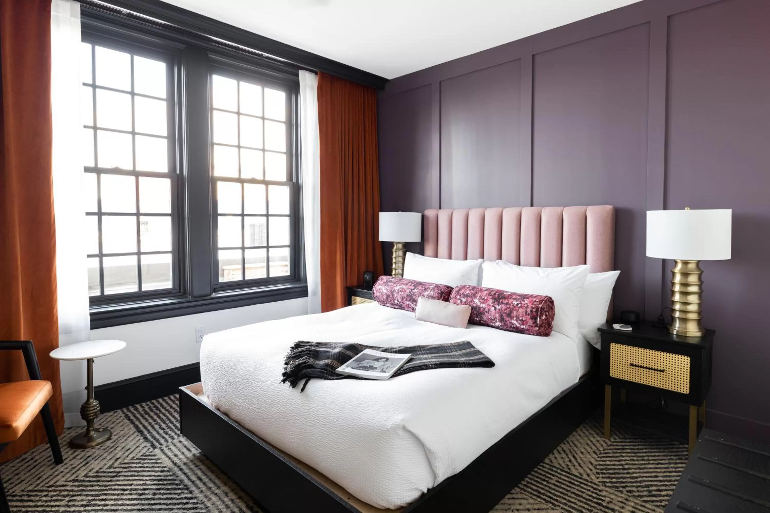 Bed in Hotel Thaxter