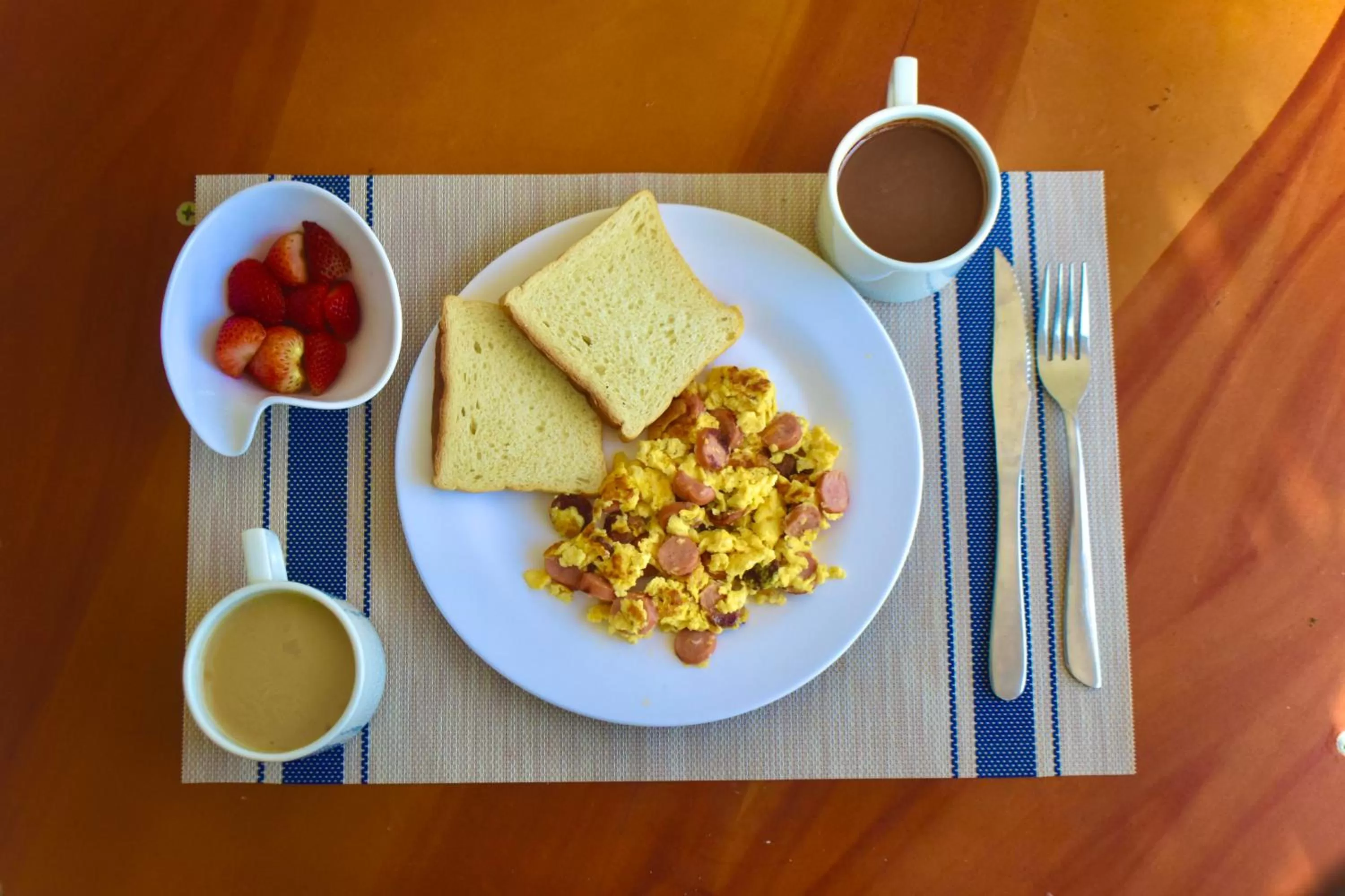 Breakfast in Hotel Parque de los Novios Inn