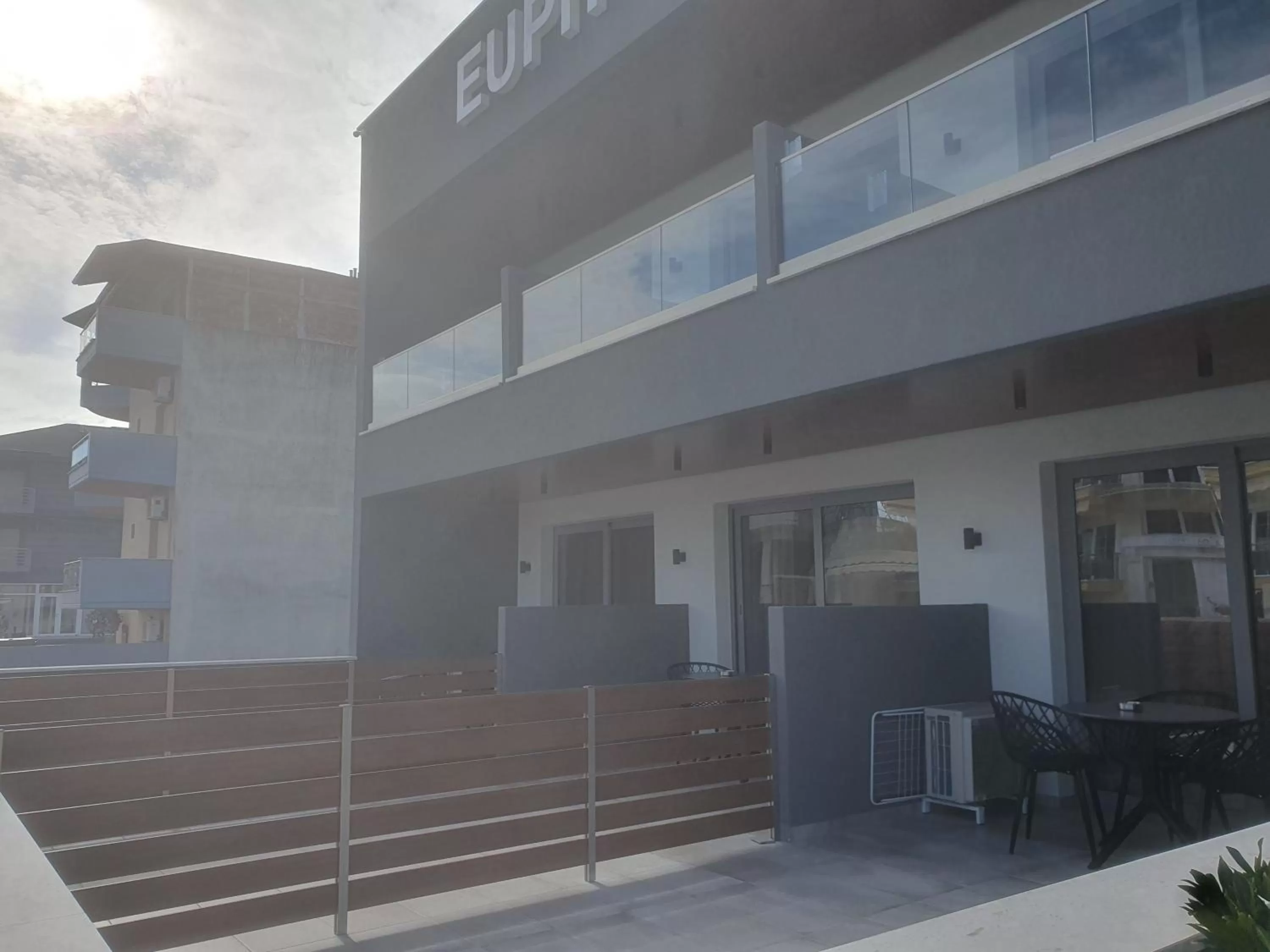 Property building in EUPHORIA ''Staying in Pleasure''