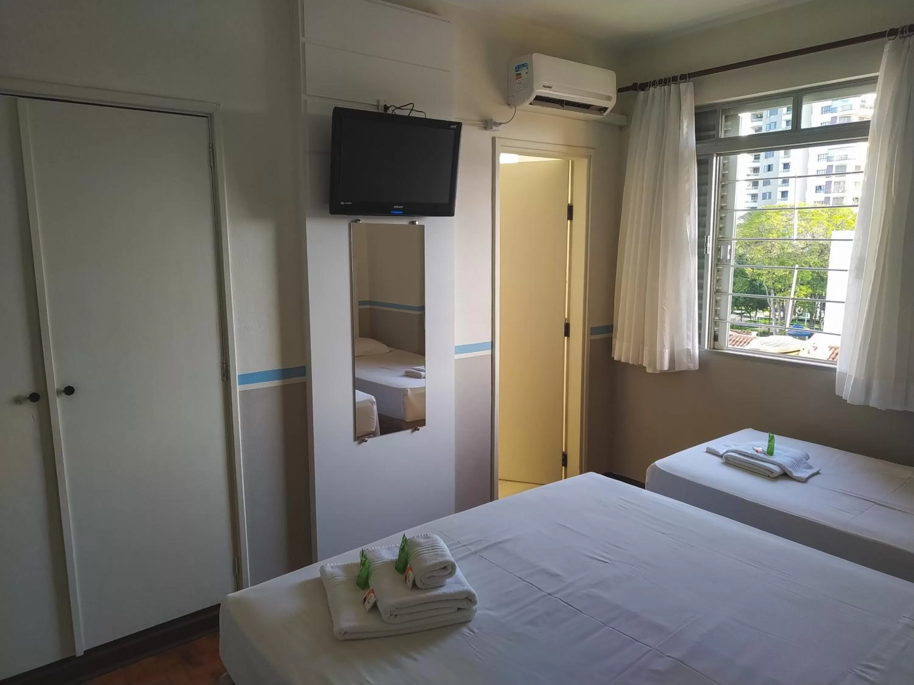 Bedroom, Bed in Libero Hotel