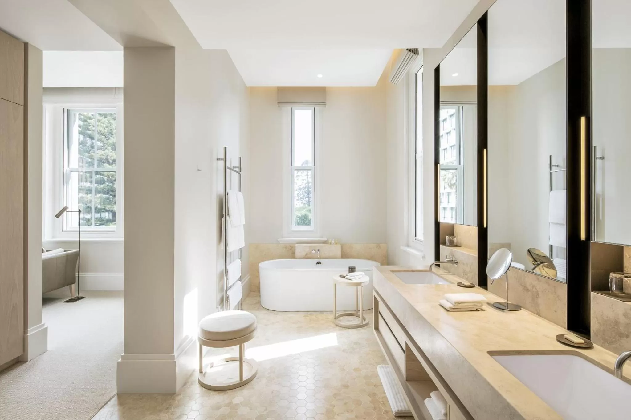 Bedroom in COMO The Treasury