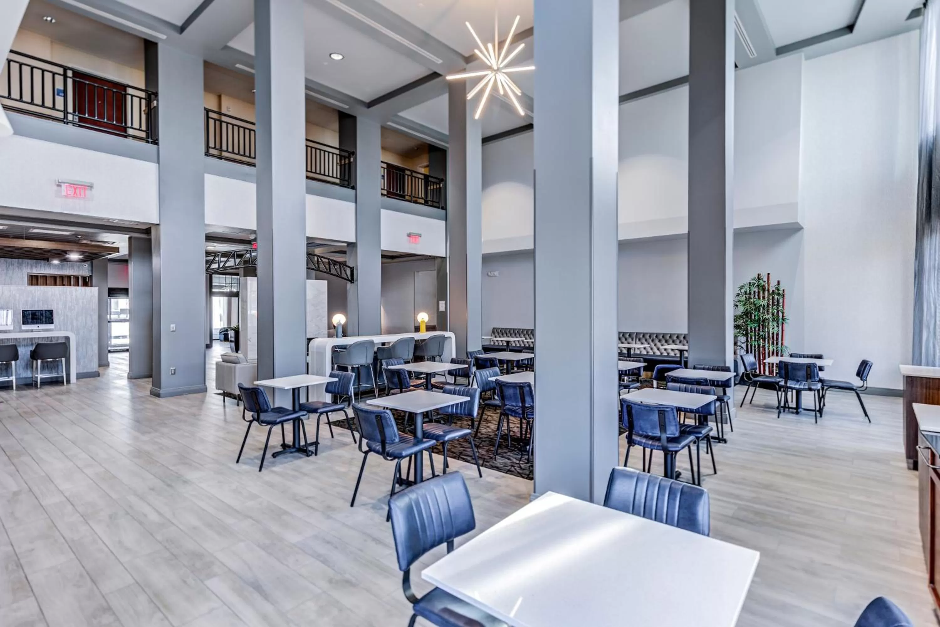 Restaurant/places to eat in Holiday Inn Express Hotel & Suites Ohio State University- OSU Medical Center by IHG