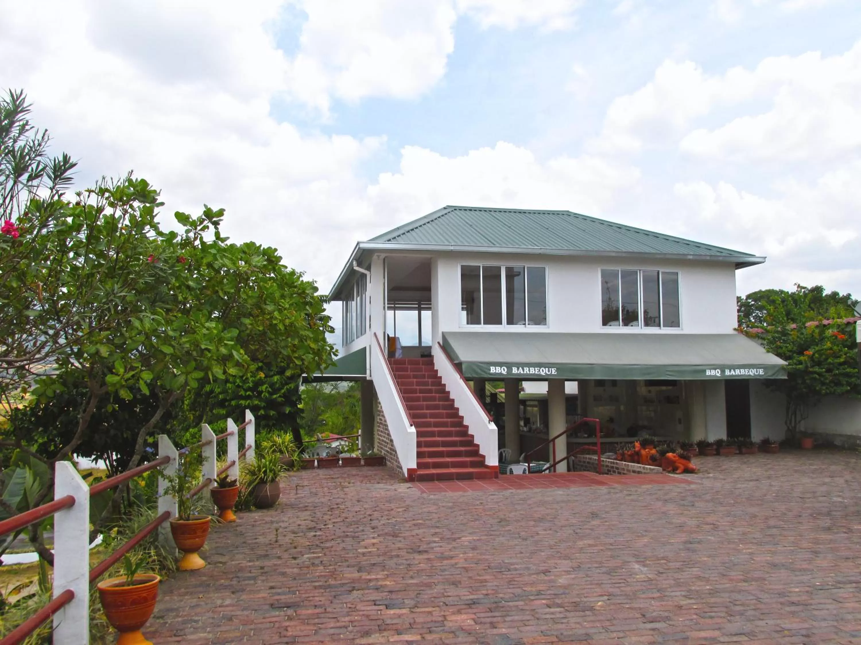 Kitchen or kitchenette in Hotel Montserrat Plaza