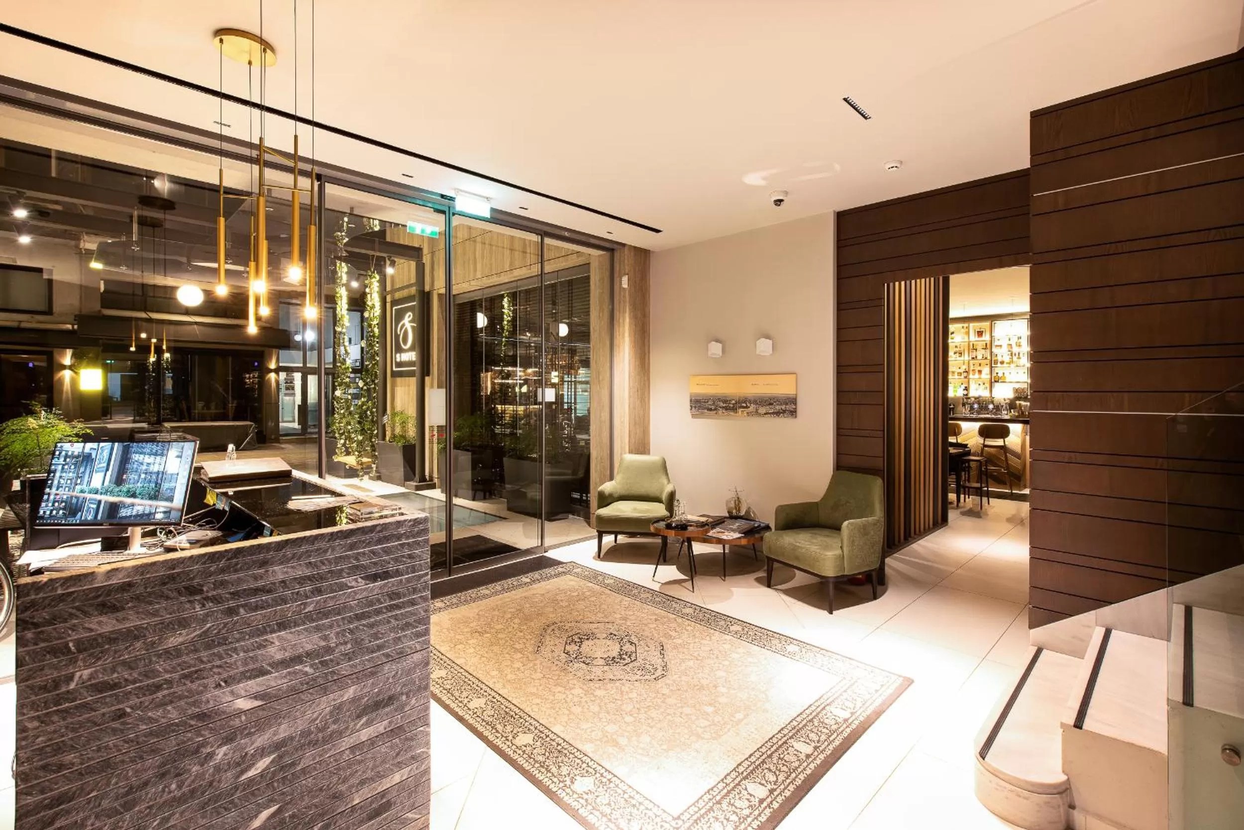 Night in S Hotel Boutique Thessaloniki