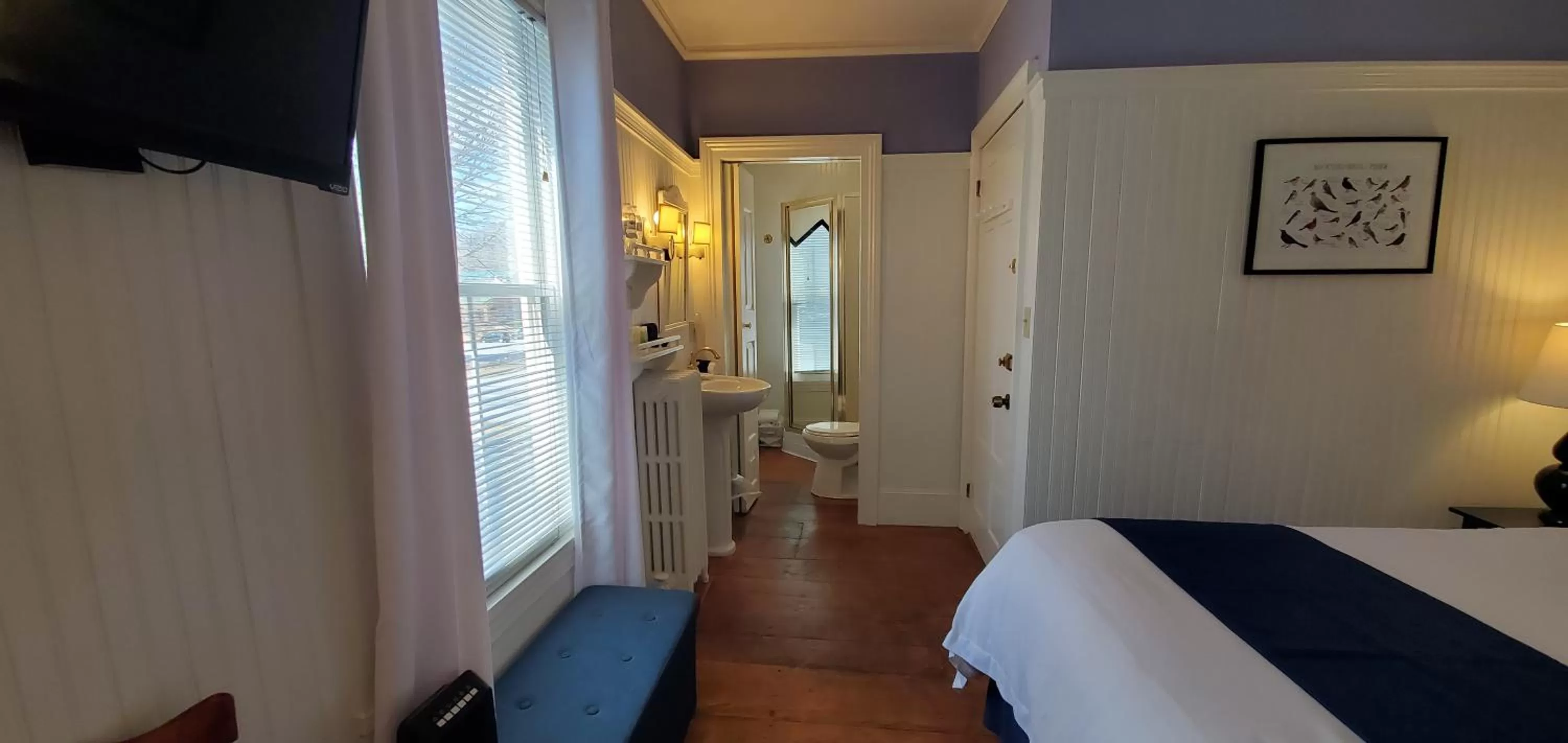 Bed in Blackberry Inn