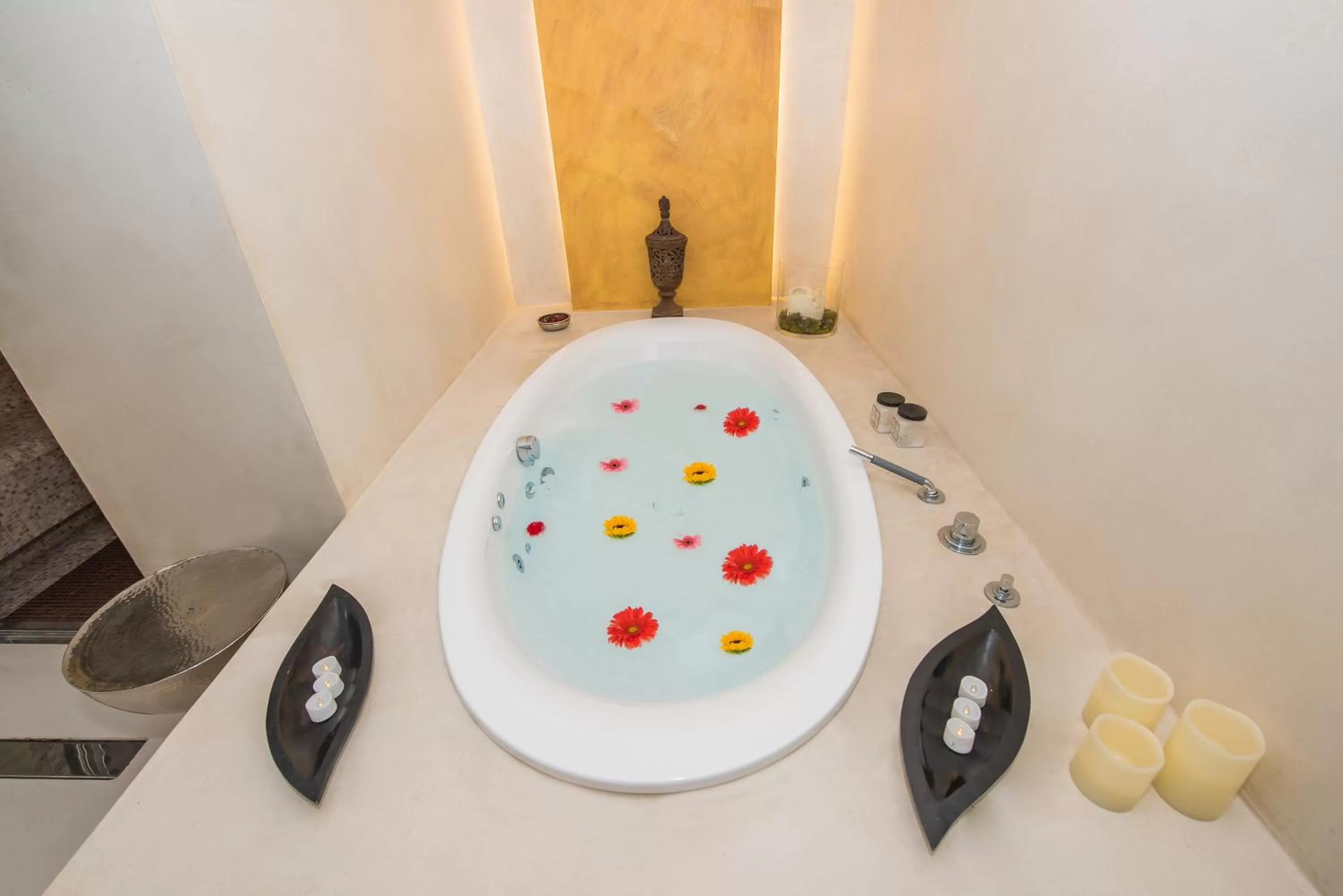 Hot Tub in Piazza di Spagna 9