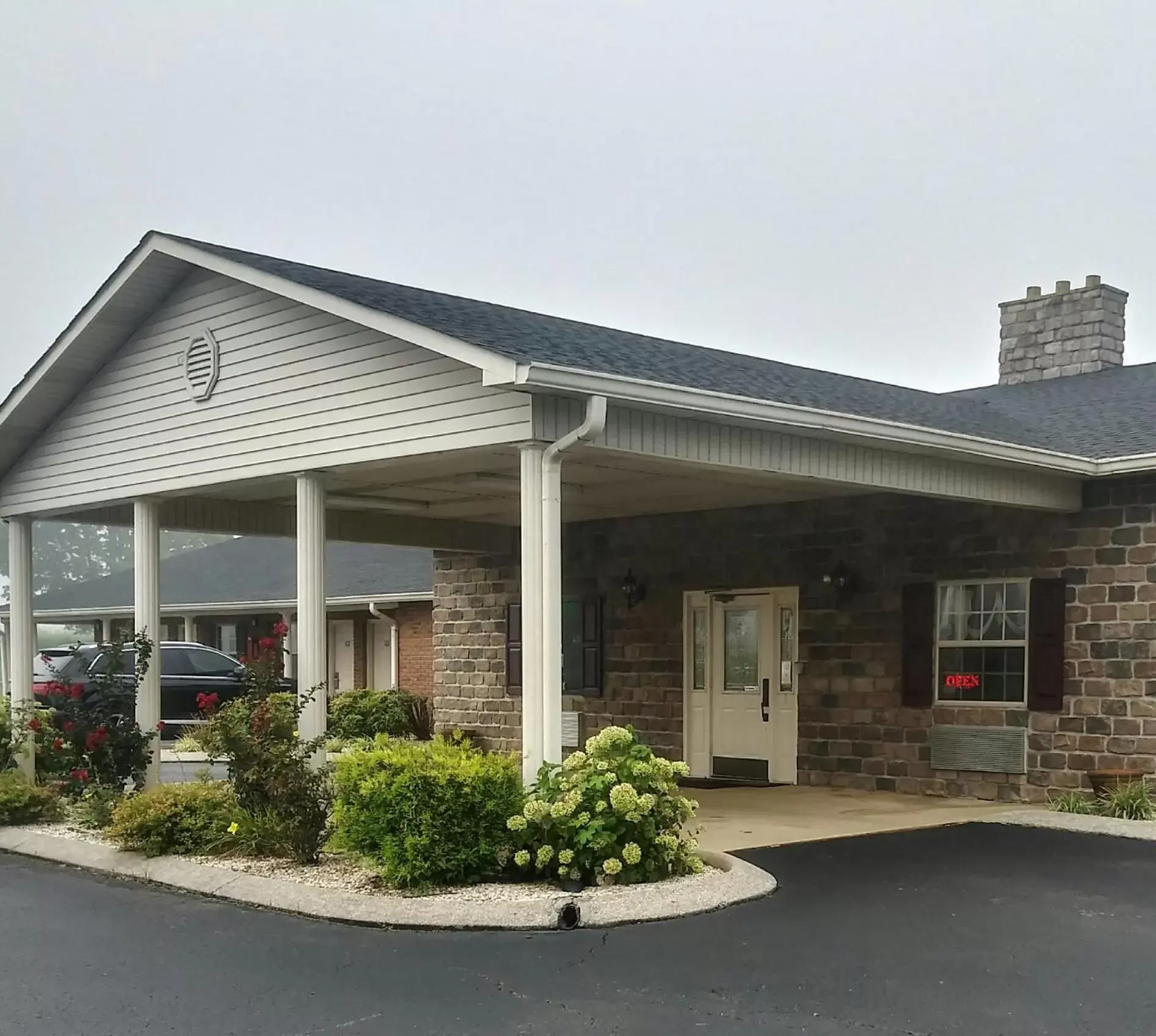 Hearthstone Inn Hearthstone Inn