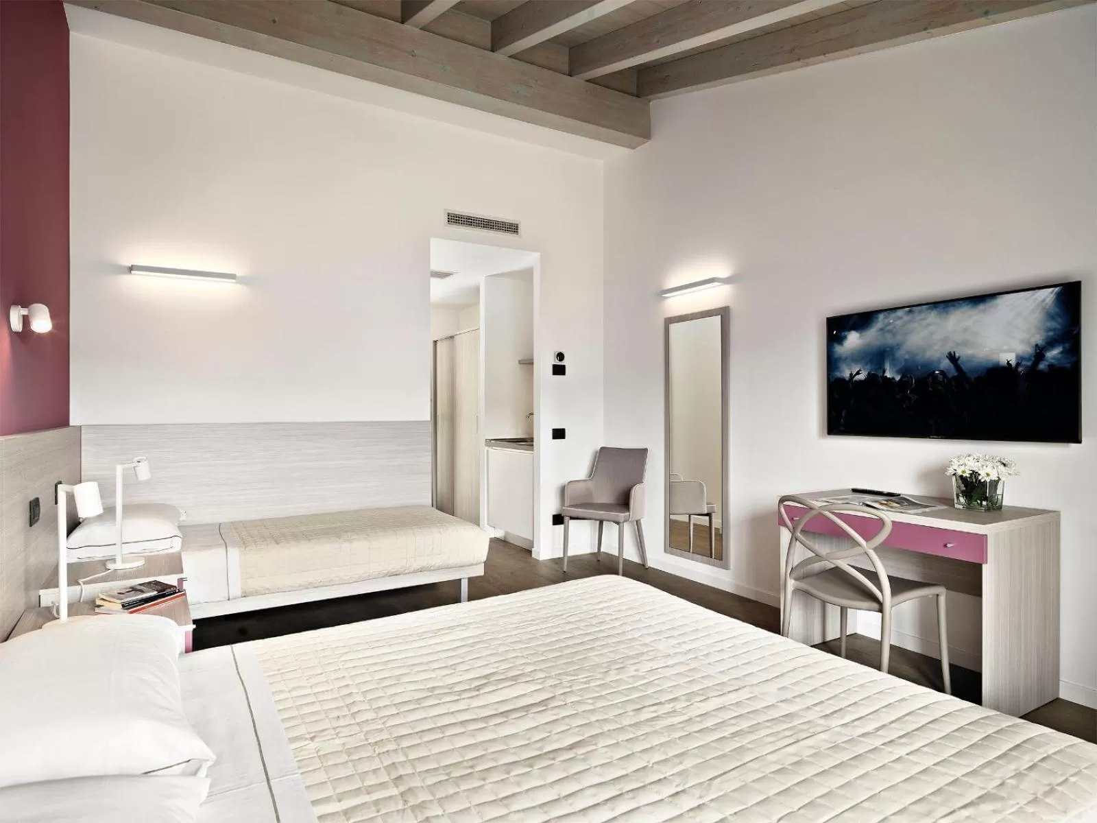 Bed in Residence Caffè Maya