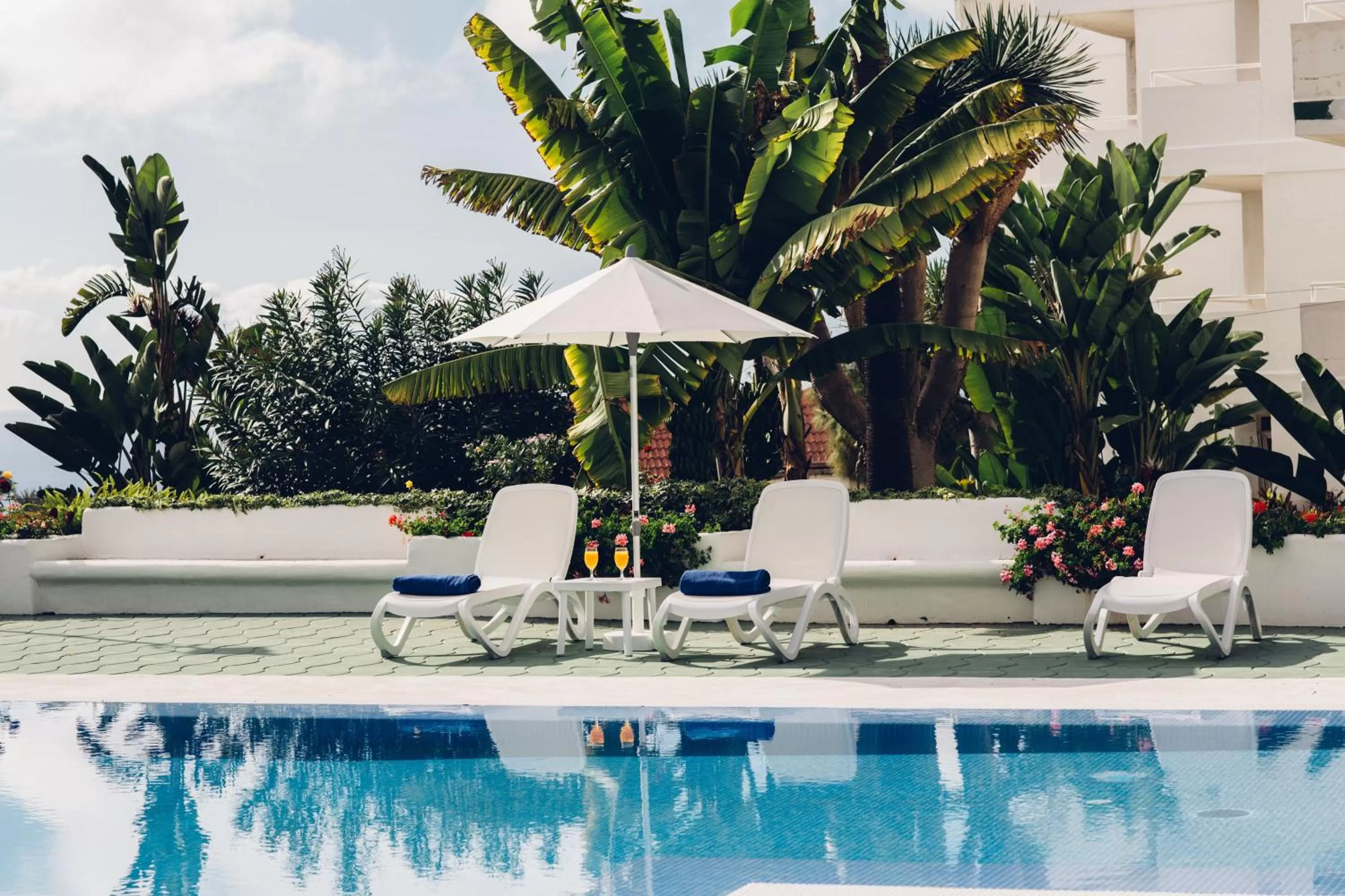 Swimming pool in Route Active Hotel