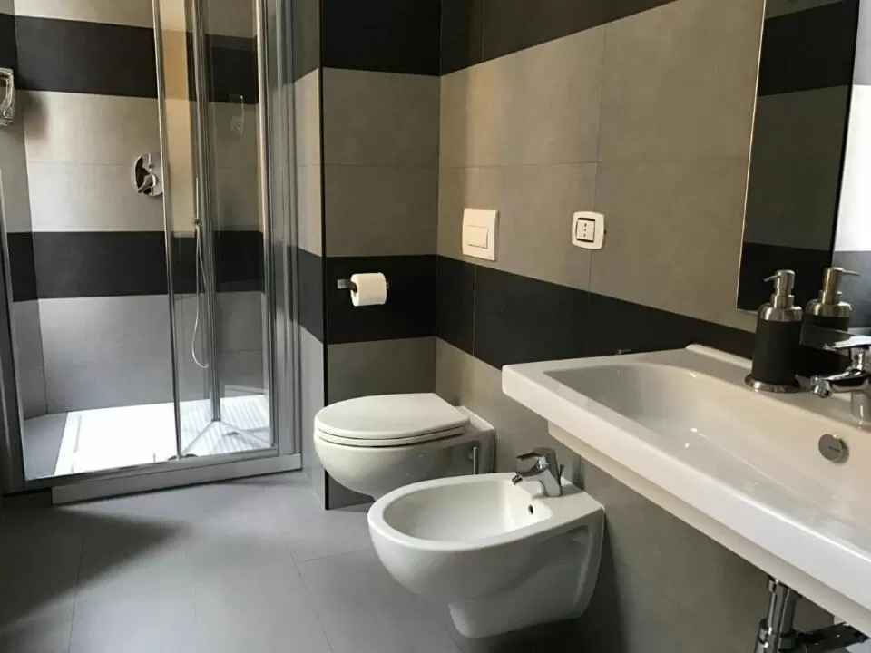 Bathroom in Sensation House