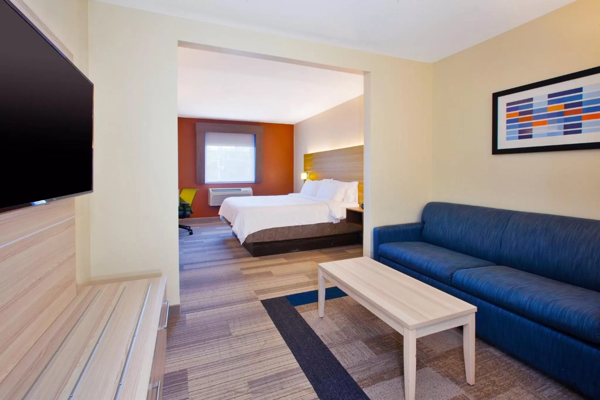 Bedroom, Bed in Holiday Inn Express Absecon-Atlantic City Area by IHG