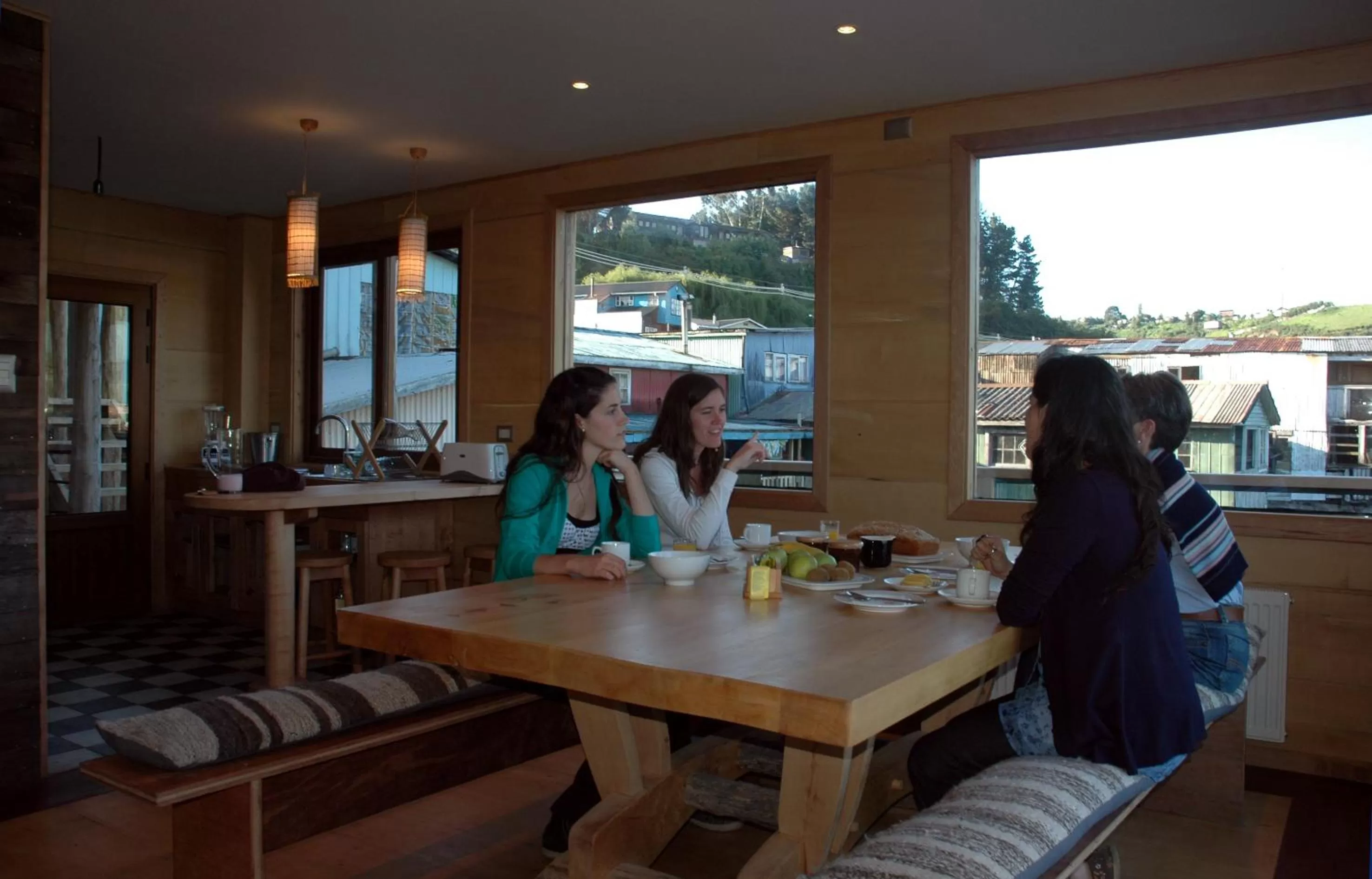 Dining area in Palafito 1326 Hotel Boutique Chiloé
