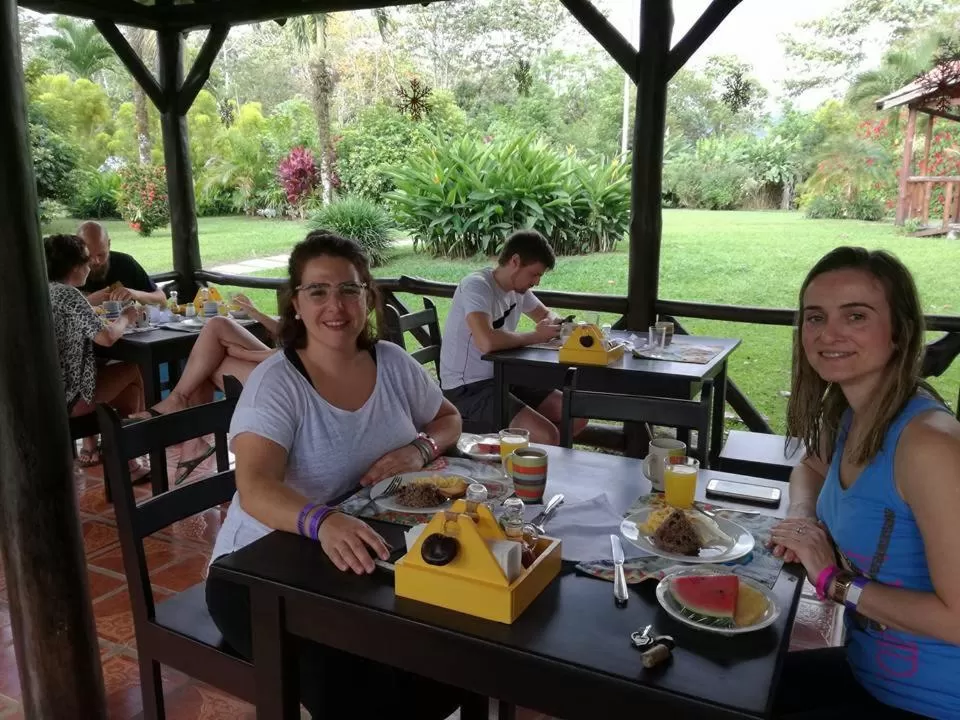 Breakfast in Casona Rústica & Bungalow
