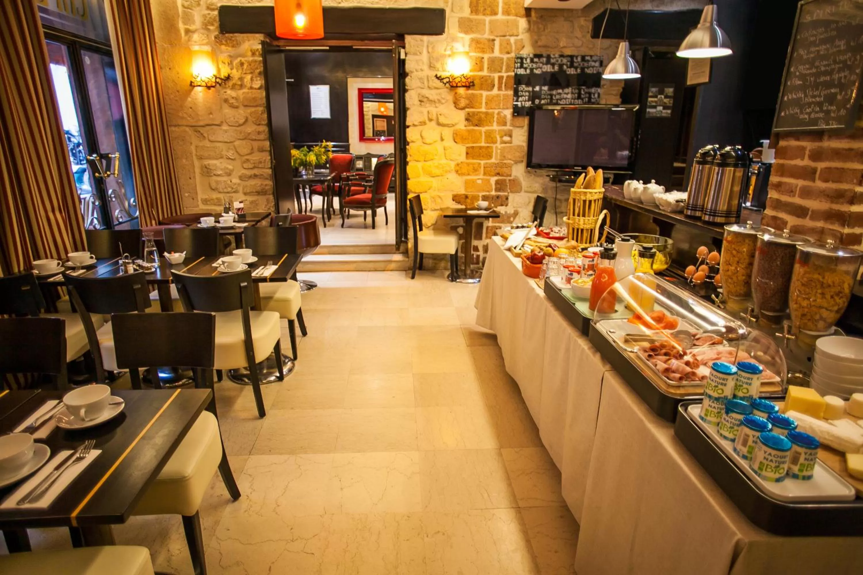 Restaurant/places to eat in Europe Saint Severin-Paris Notre Dame