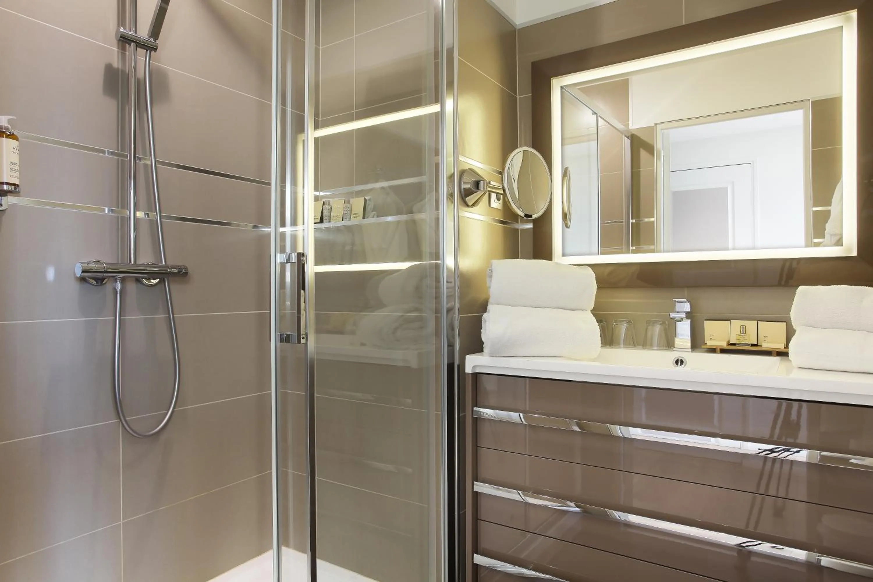 Bathroom in Negrecoste Hôtel & Spa