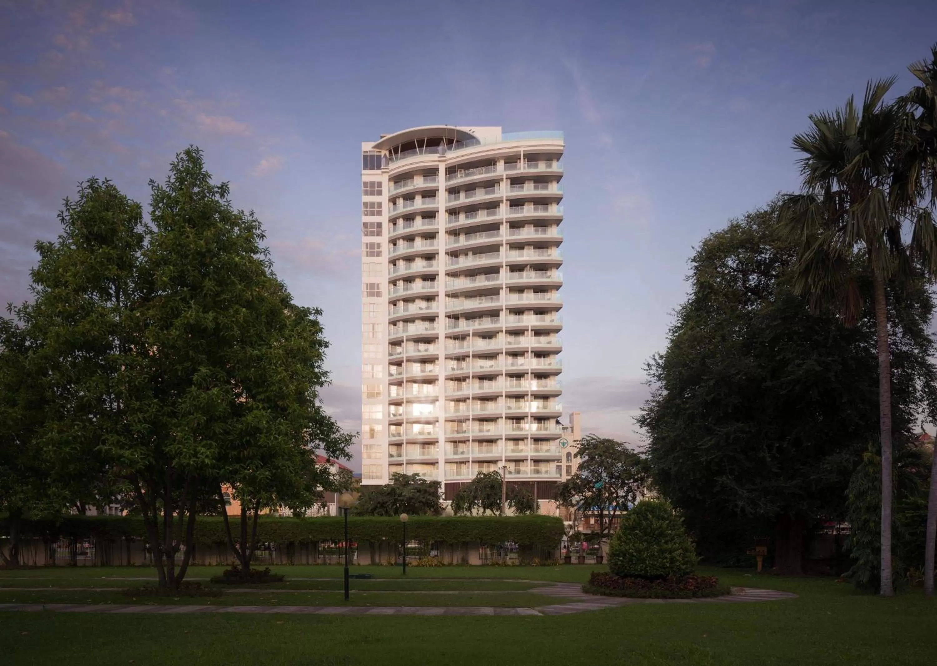 Property building in Hotel Emion Phnom Penh