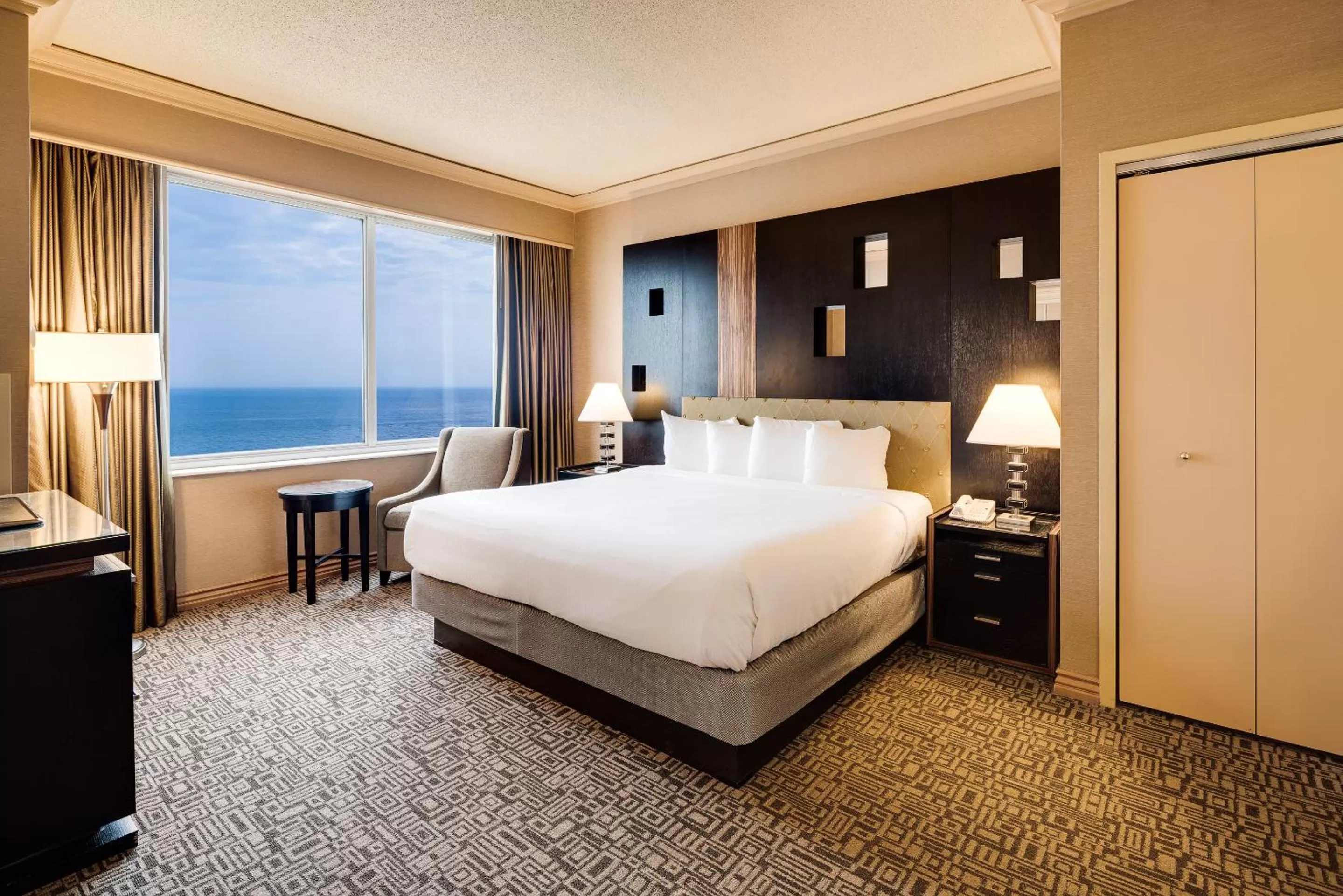 Bed in Showboat Hotel Atlantic City