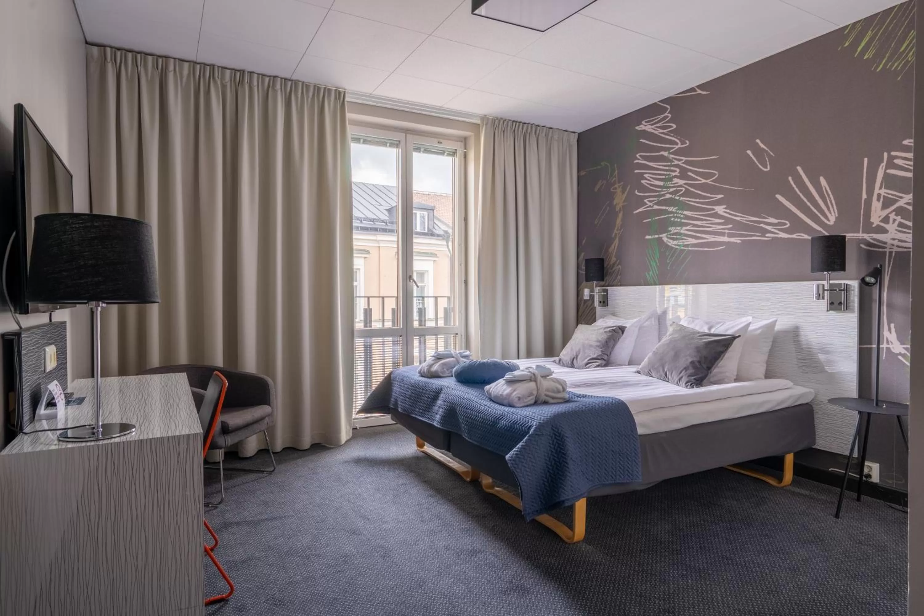 Photo of the whole room, Bed in Quality Hotel Park Södertälje City