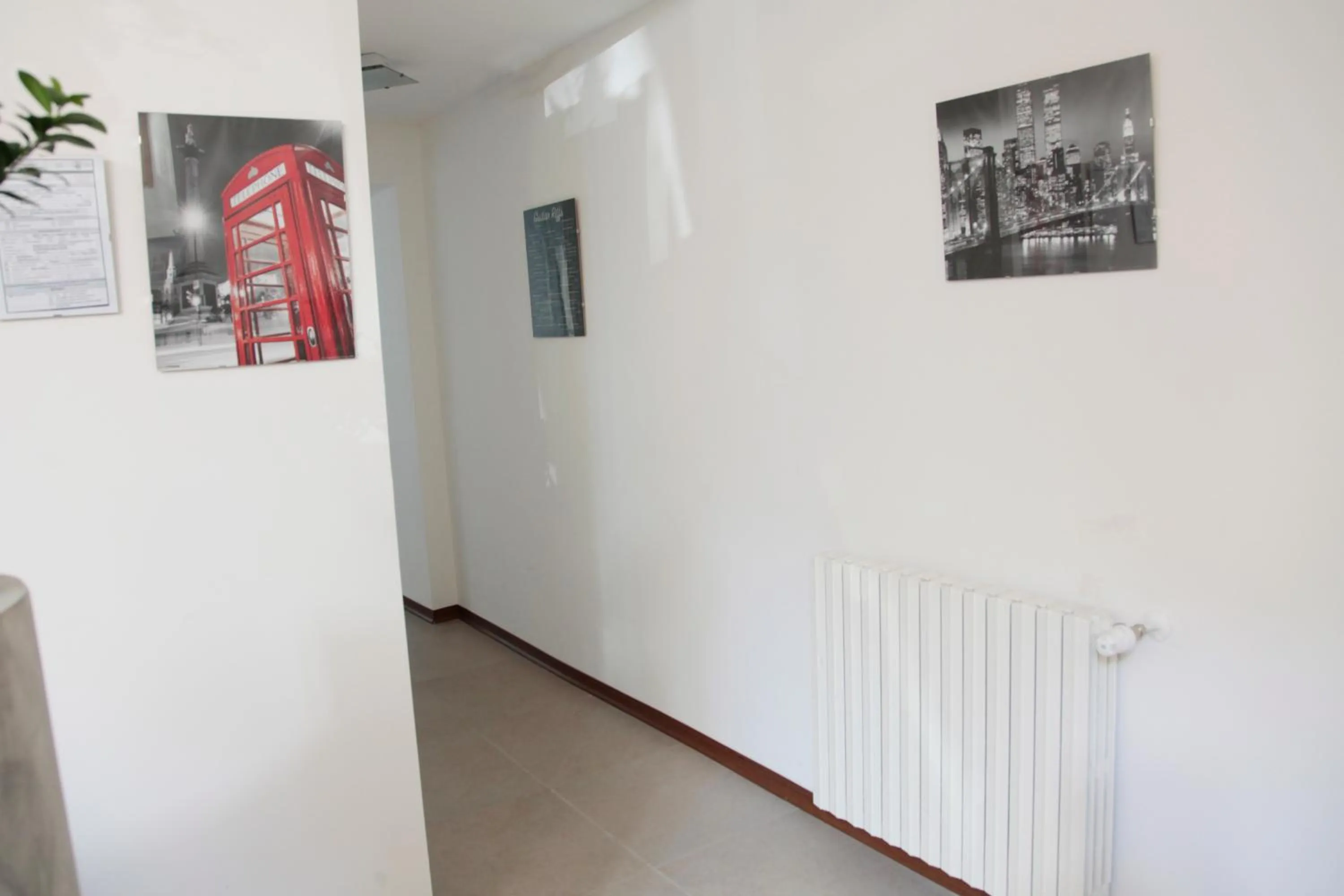 Lounge or bar in HOTEL Poma