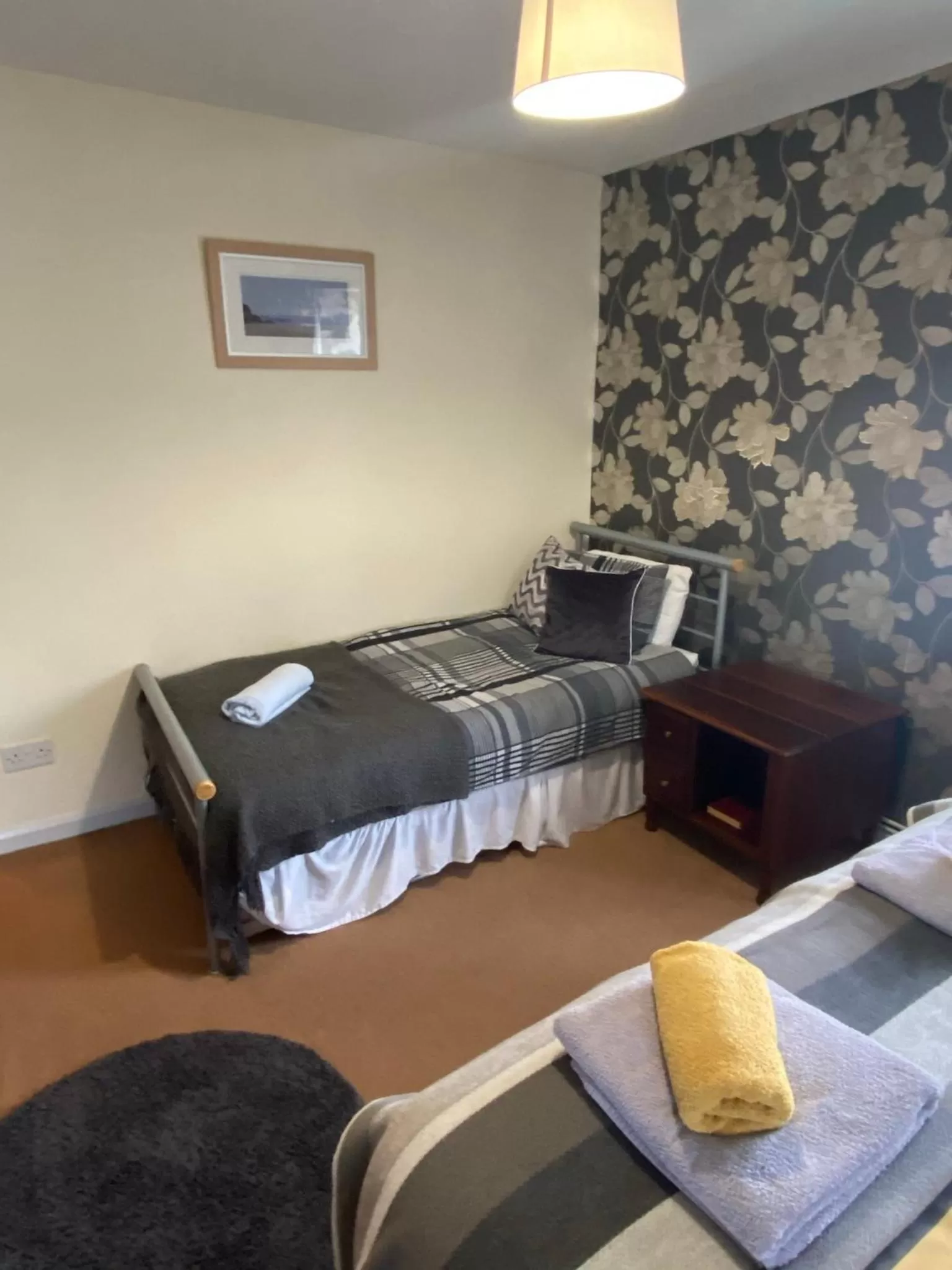 Bed in The crown inn Longtown