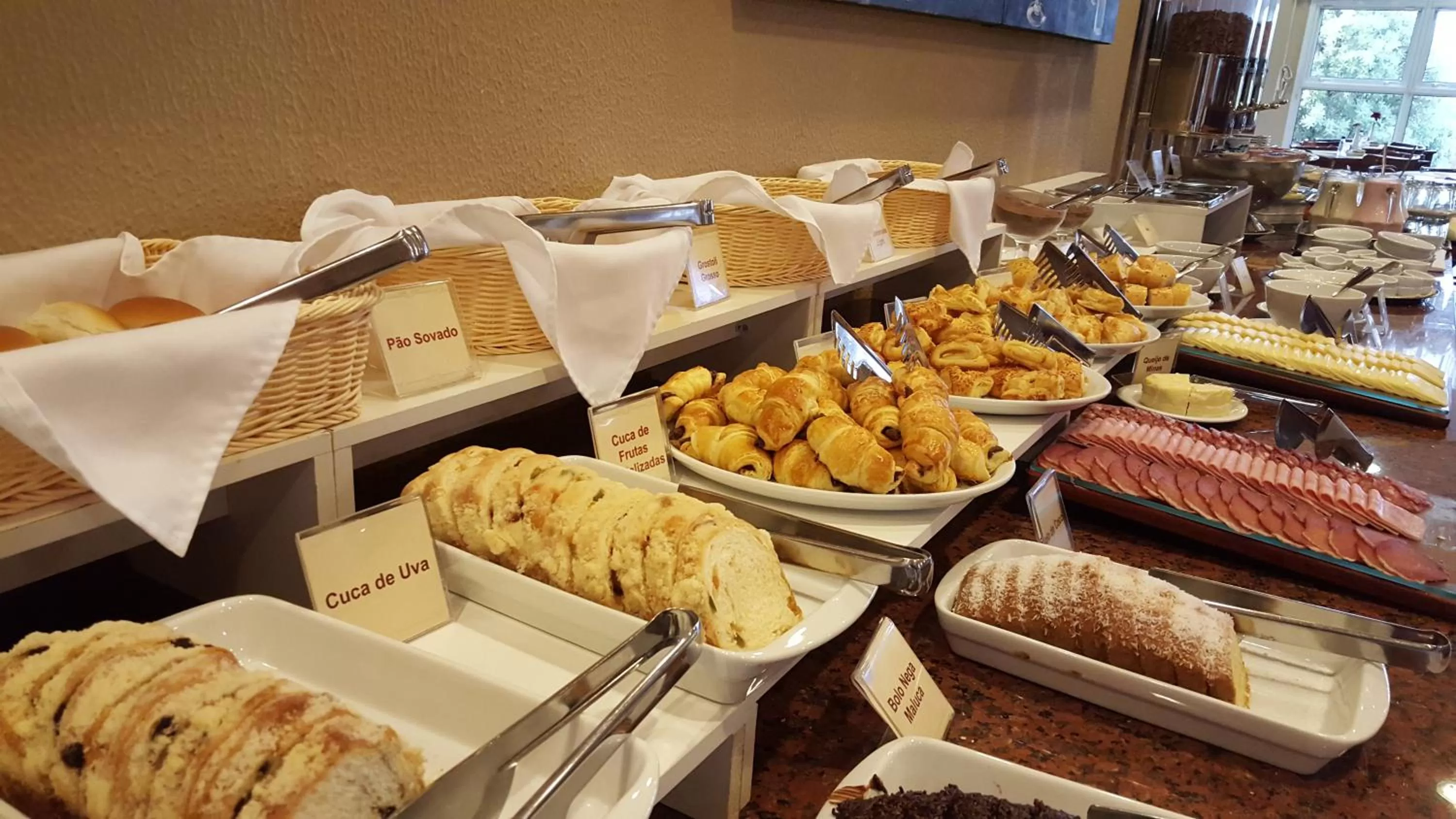 Buffet breakfast in Hotel Villa Michelon