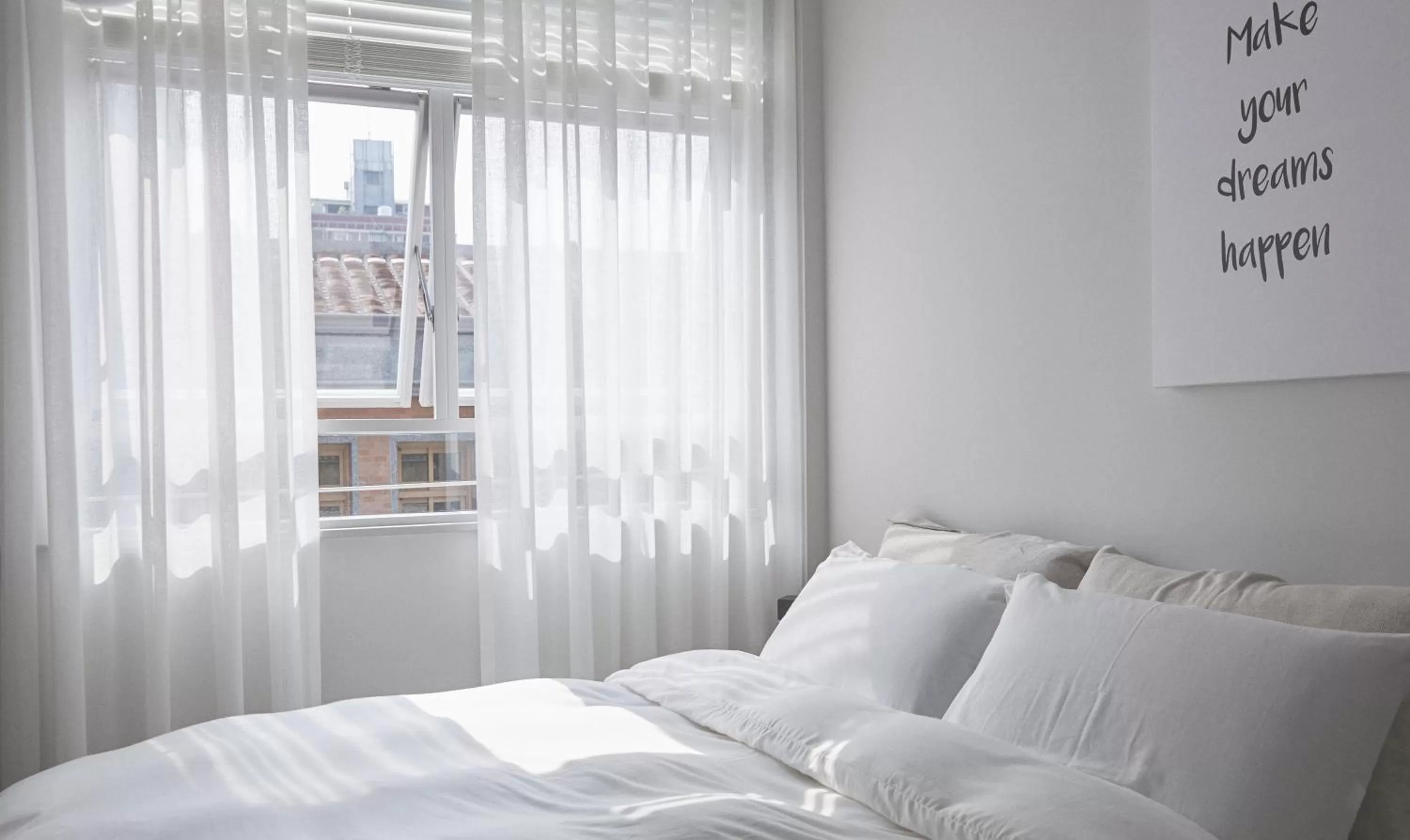 Street view, Bed in The Door Inn