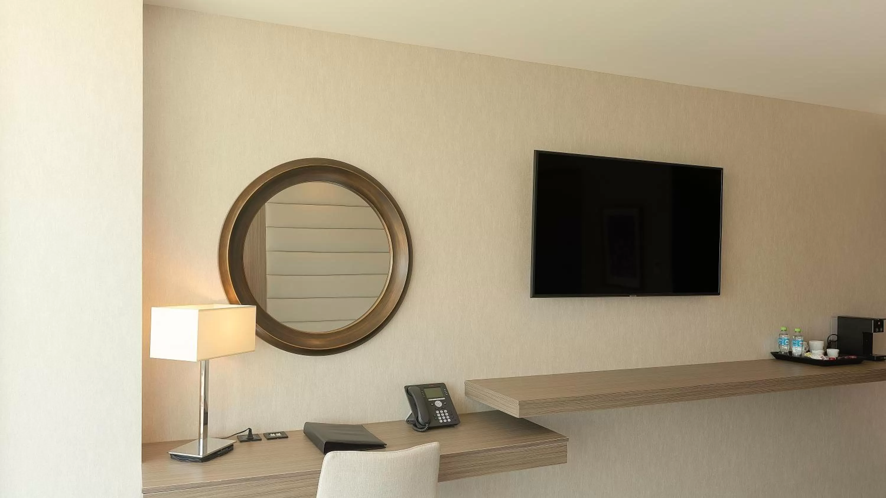 TV and multimedia in Swissotel Santa Cruz de La Sierra