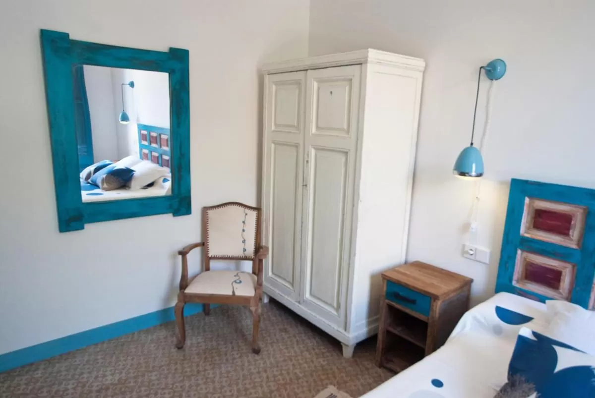 Photo of the whole room in Hotel Hostal Chic