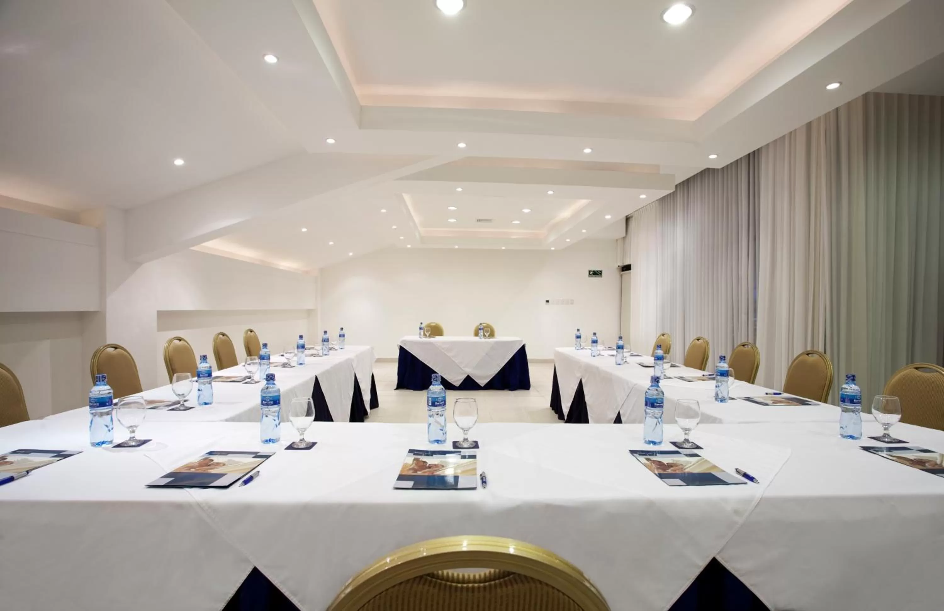 Living room in Occidental Tamarindo - All Inclusive