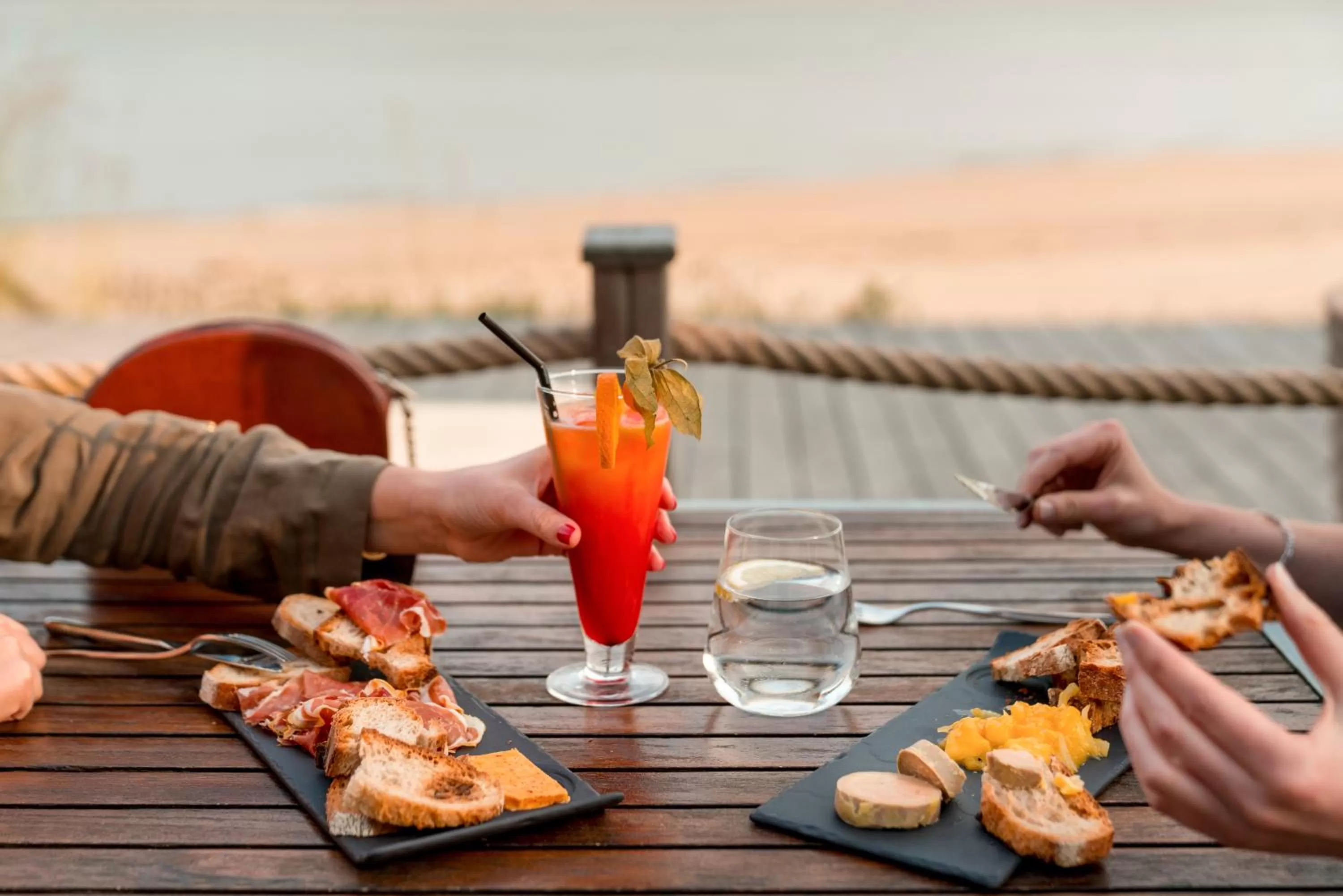 Restaurant/places to eat in Novotel Thalassa Ile d'Oléron