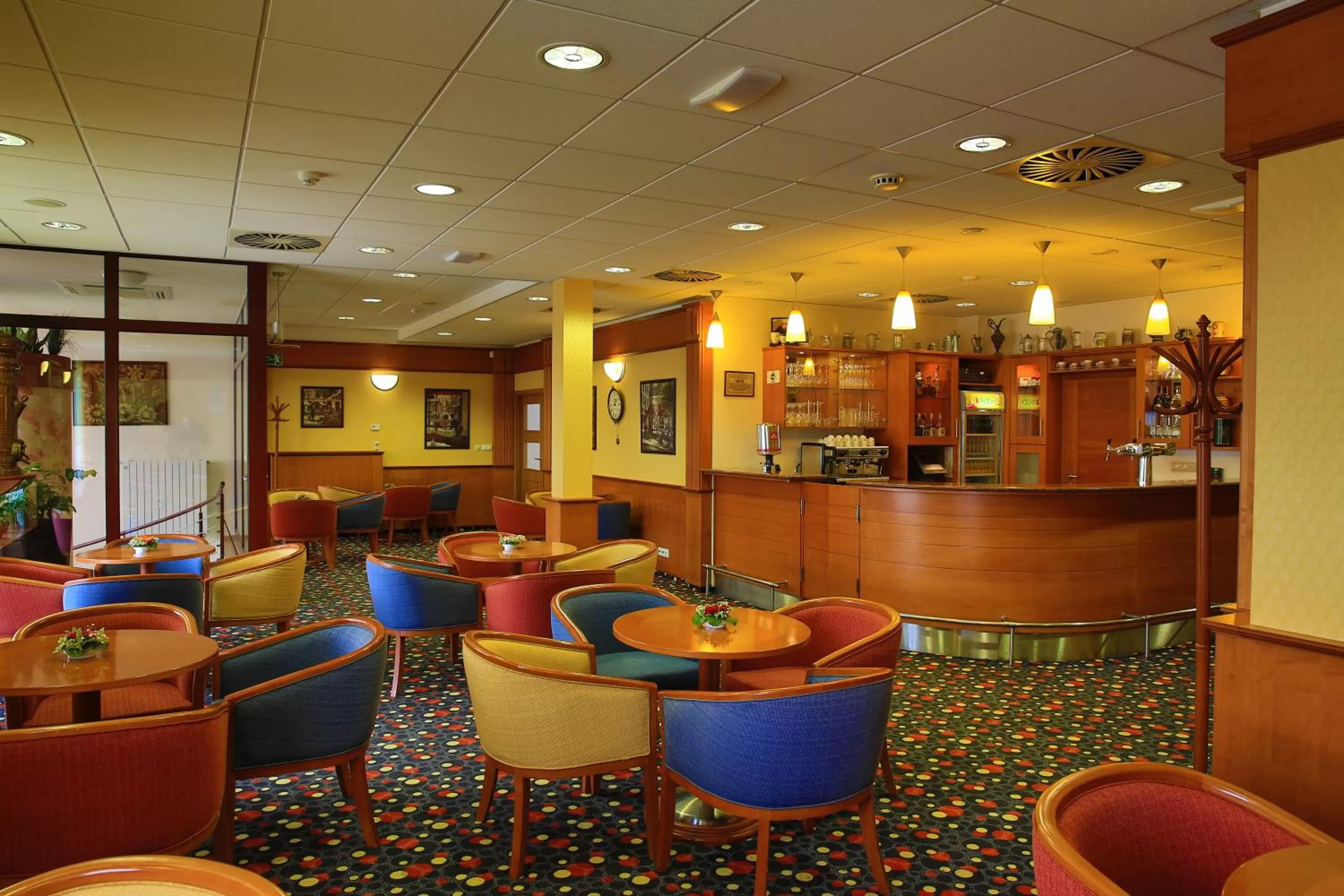 Lounge or bar in PRIMAVERA Hotel & Congress centre
