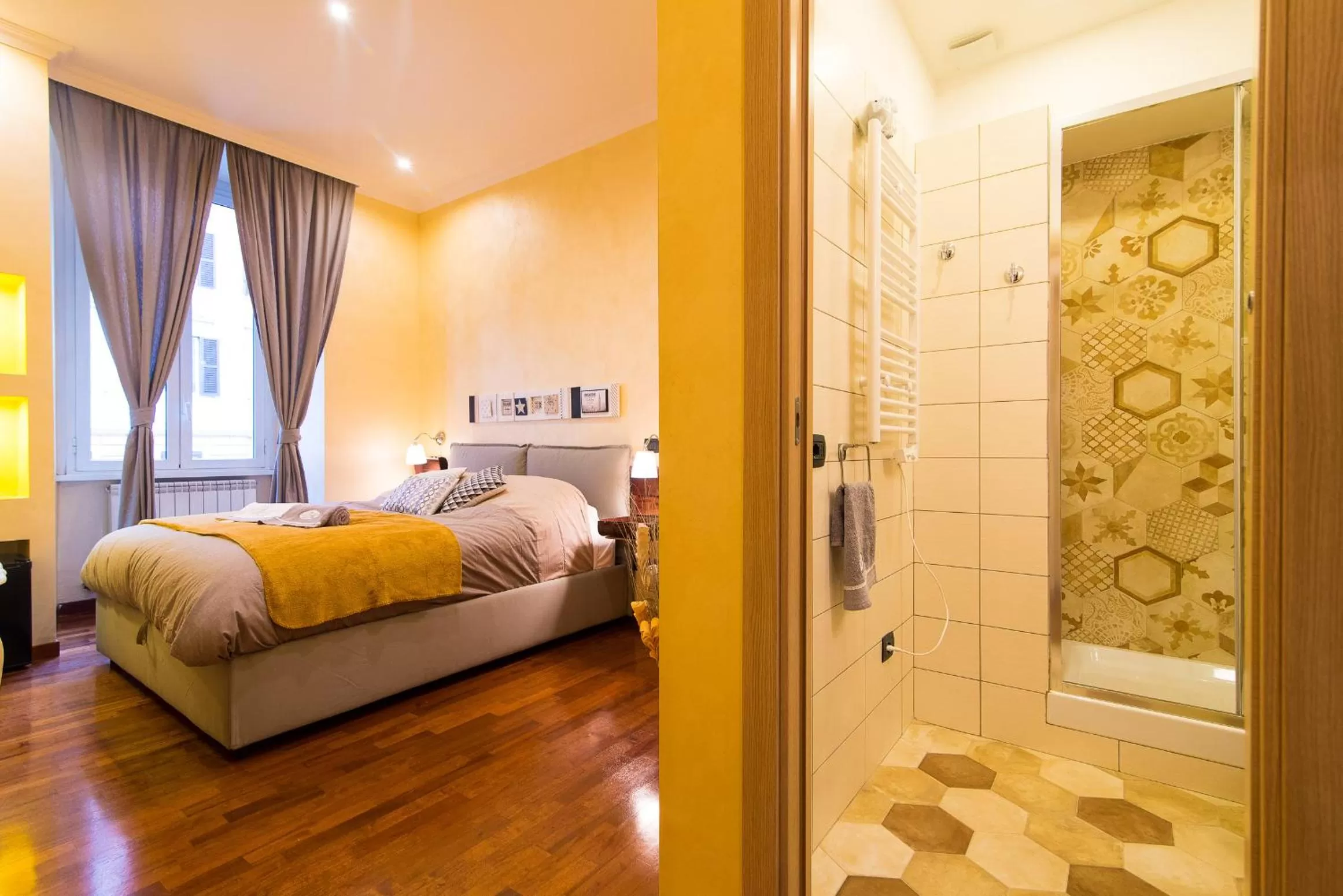 Photo of the whole room, Bed in B&B Arco Di Gallieno