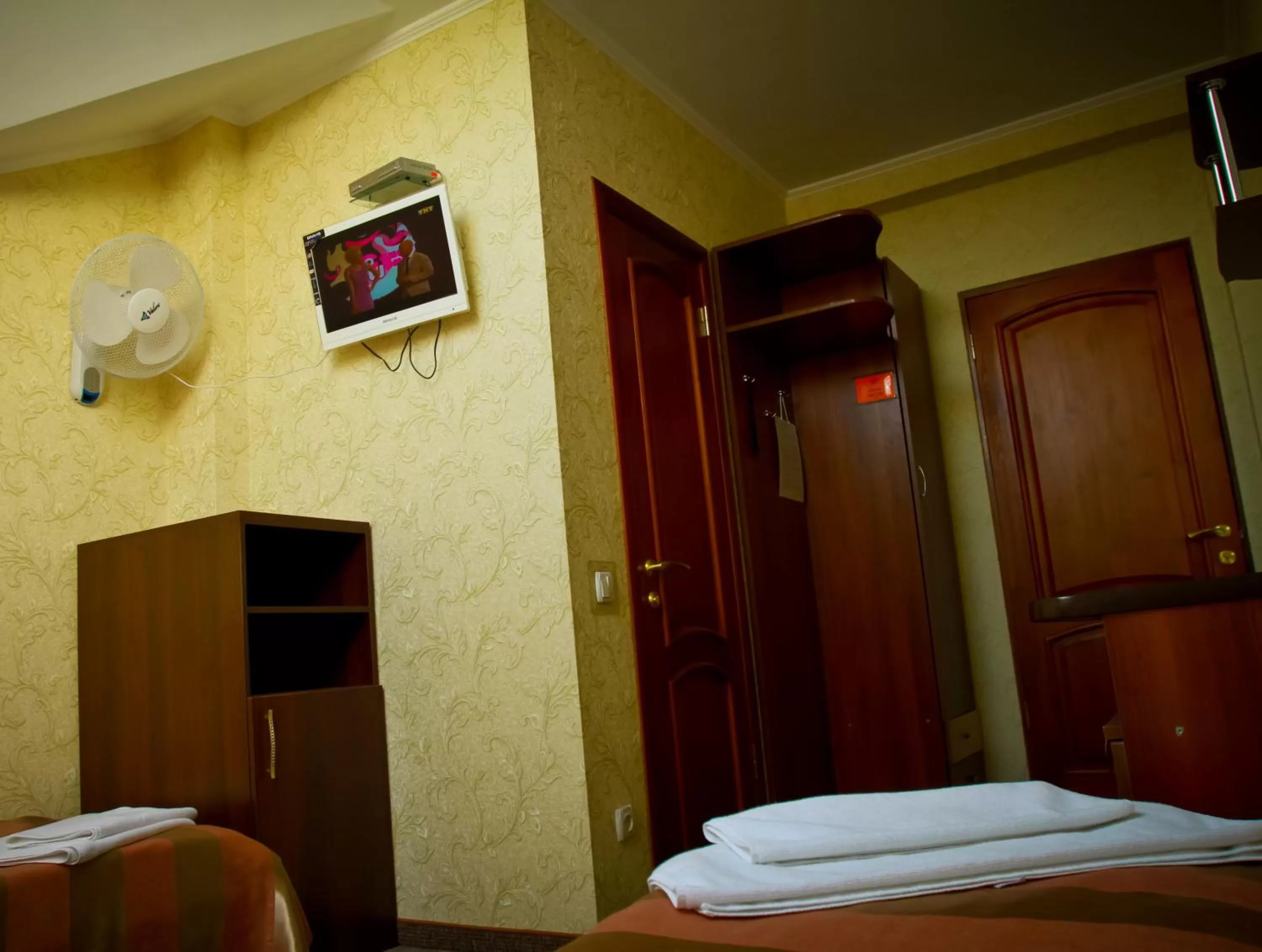 Bathroom, Bed in Motel Kurortnyy & SPA