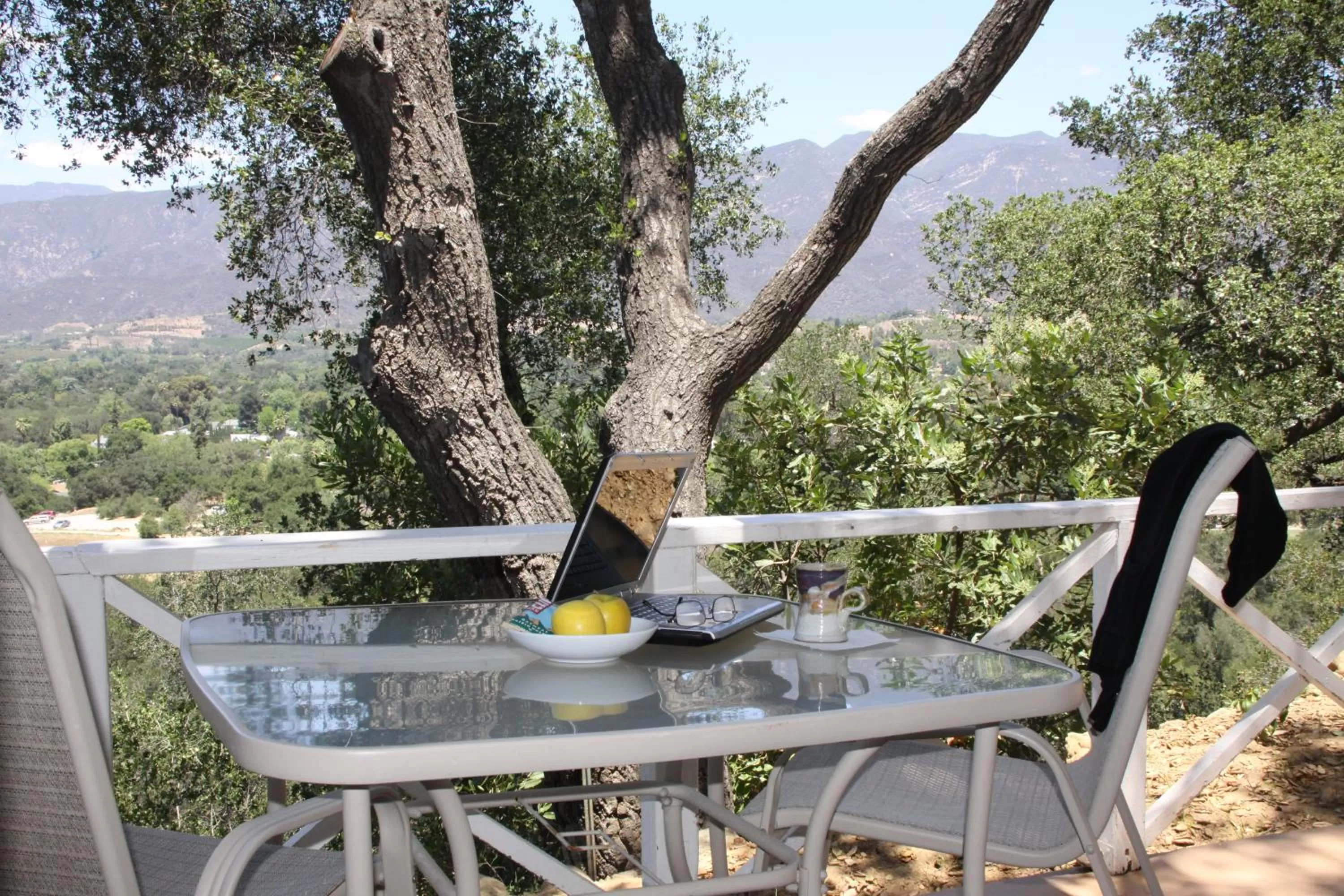 Balcony/Terrace in Ojai Retreat & Inn