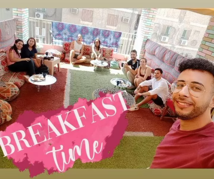 Restaurant/places to eat in Castle Hotel